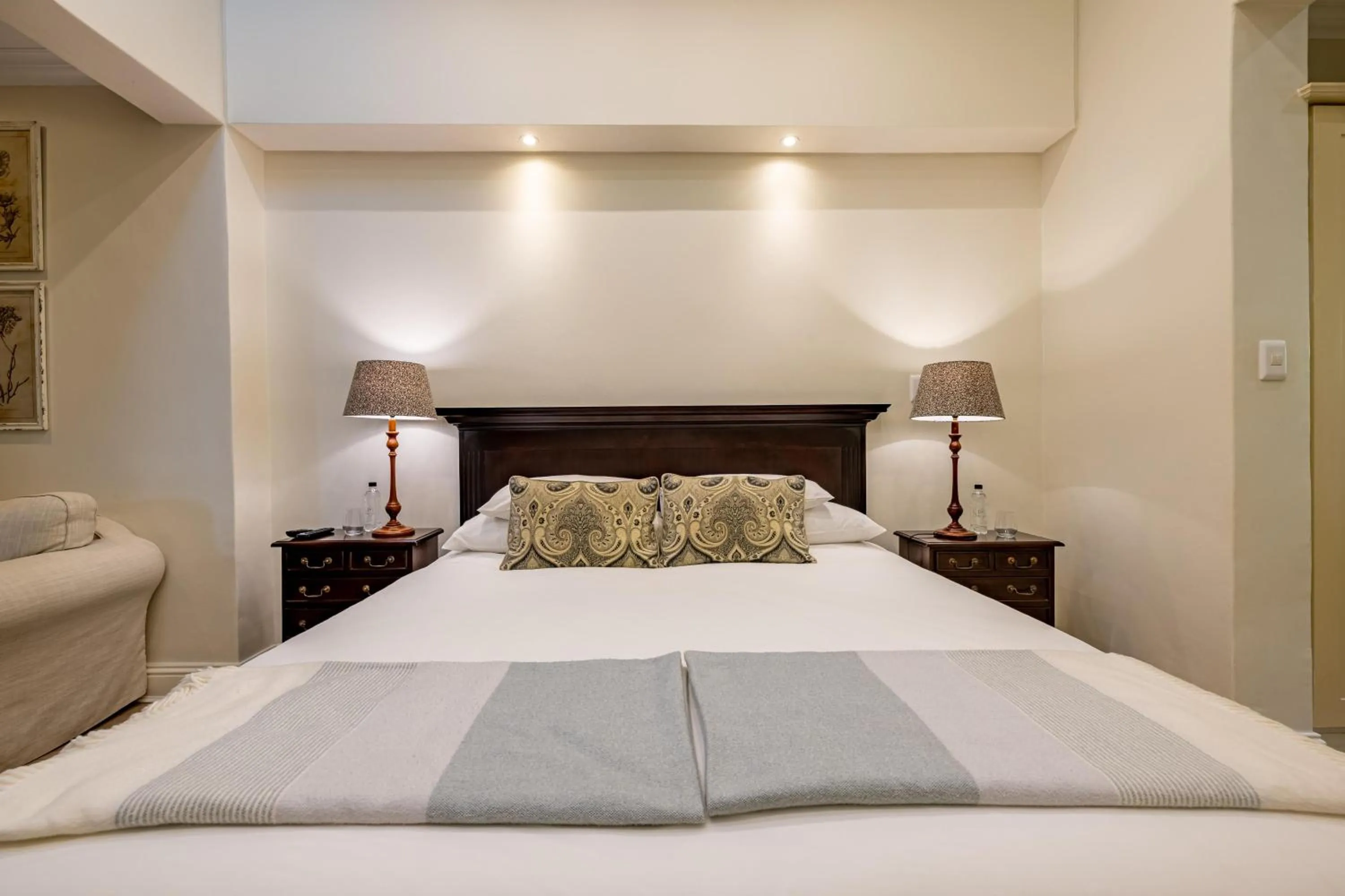 Bed in Sheppard Boutique Hotel