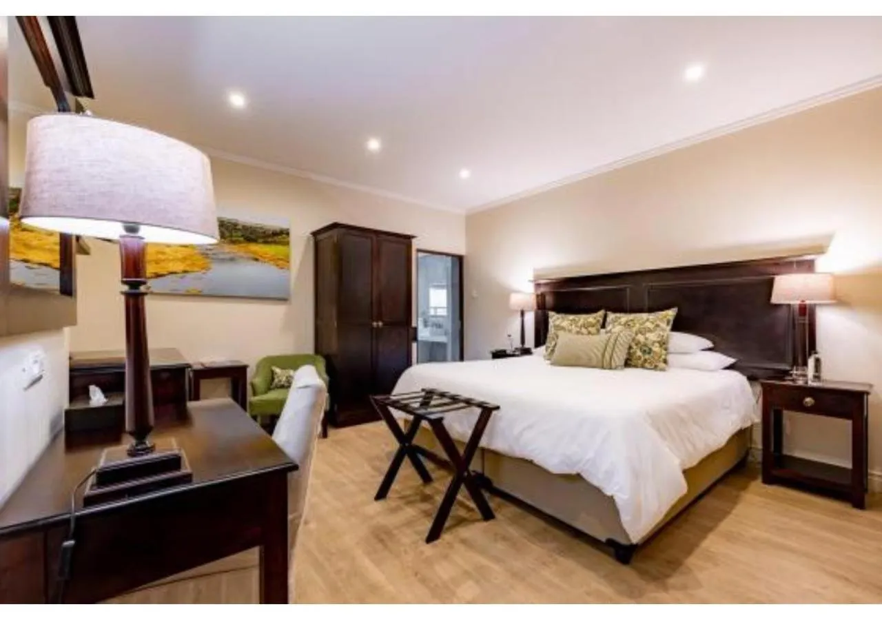 Bed in Sheppard Boutique Hotel