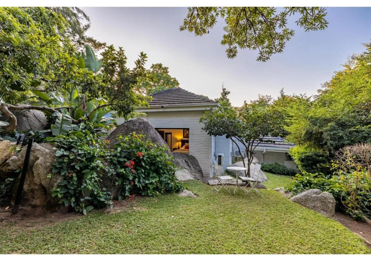 Property building in Sheppard Boutique Hotel