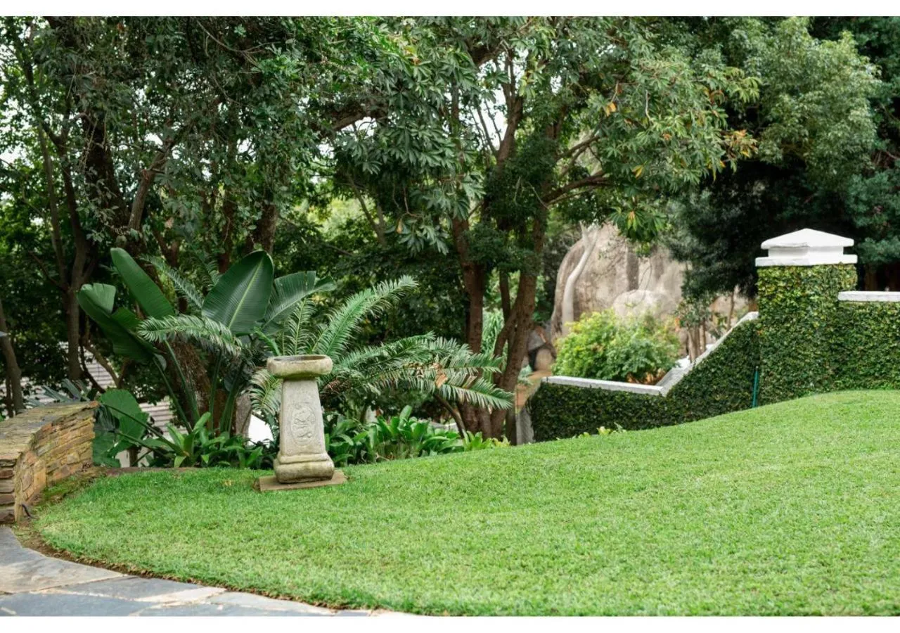 Garden in Sheppard Boutique Hotel