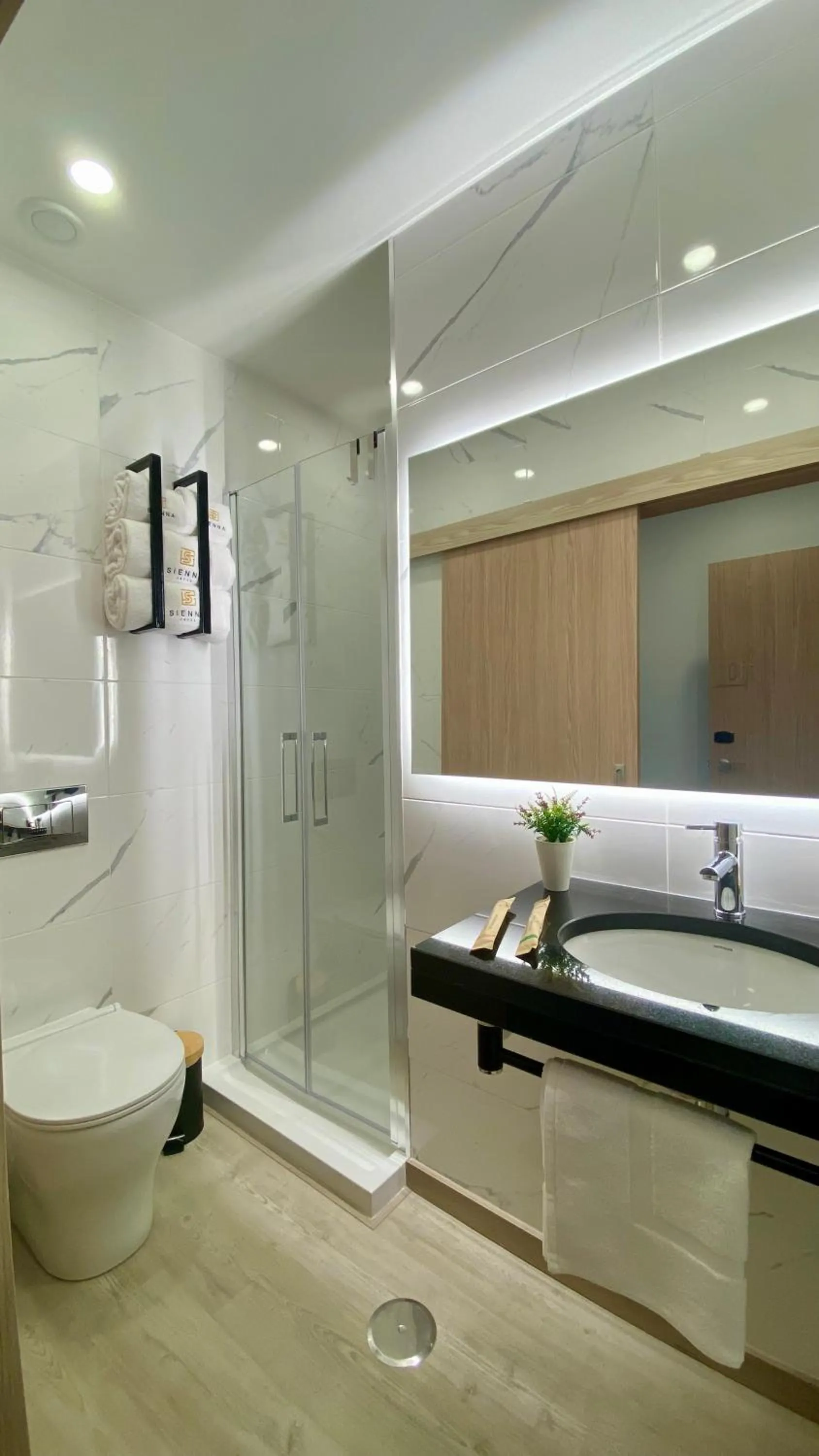 SIENNA Hotel