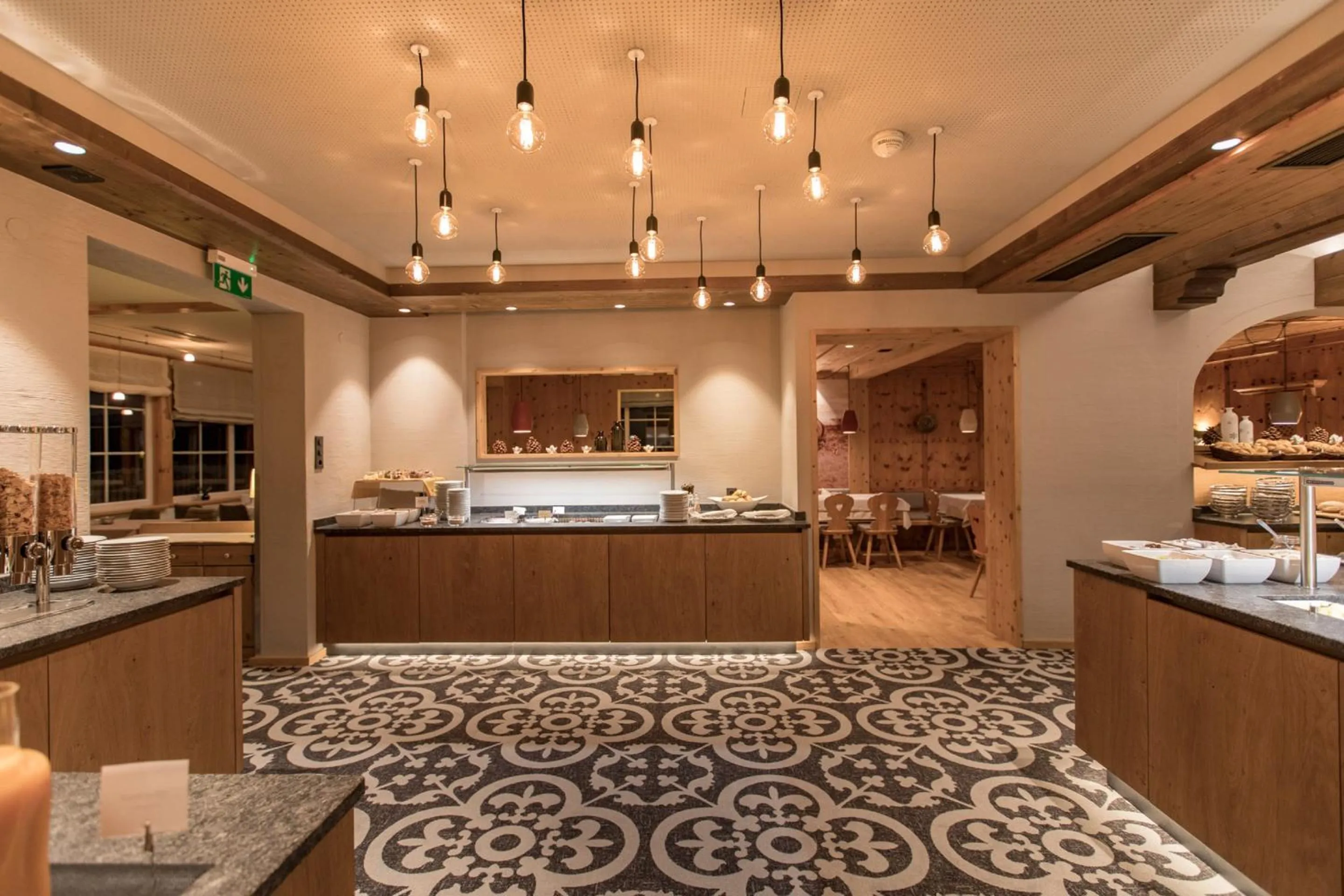 Restaurant/places to eat in Hotel Sportalmmm, Hoch-Genuss