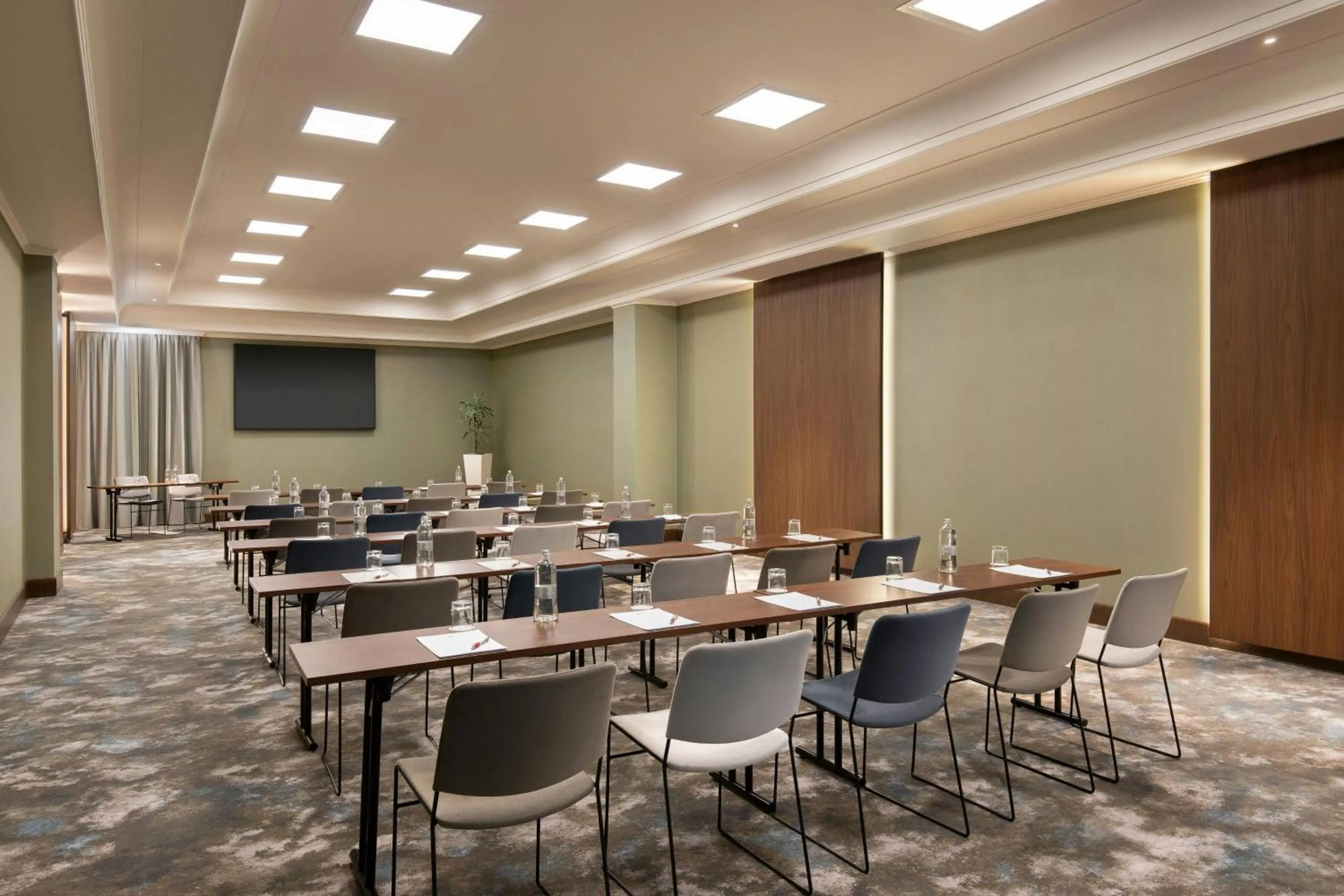 Meeting/conference room in Milan Marriott Hotel