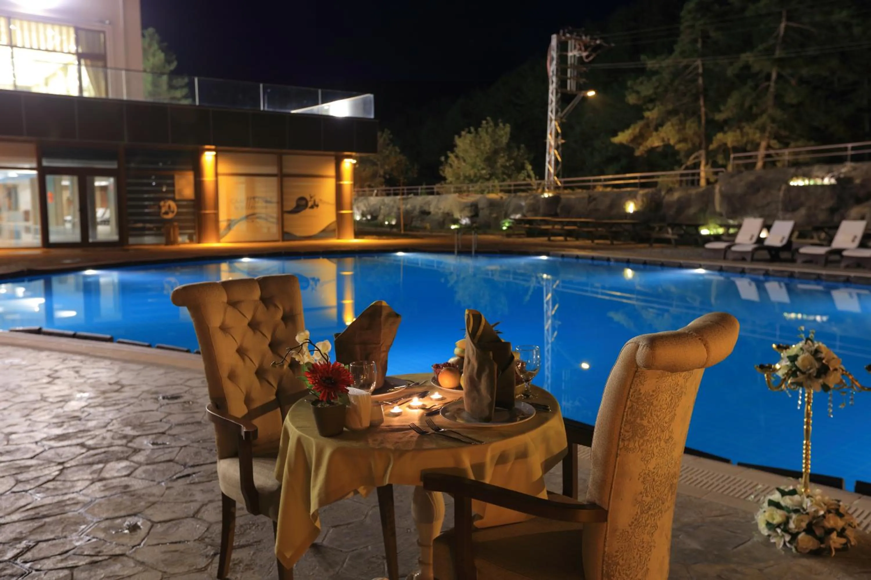 Pool view in Cam Thermal Resort Hotel & Spa