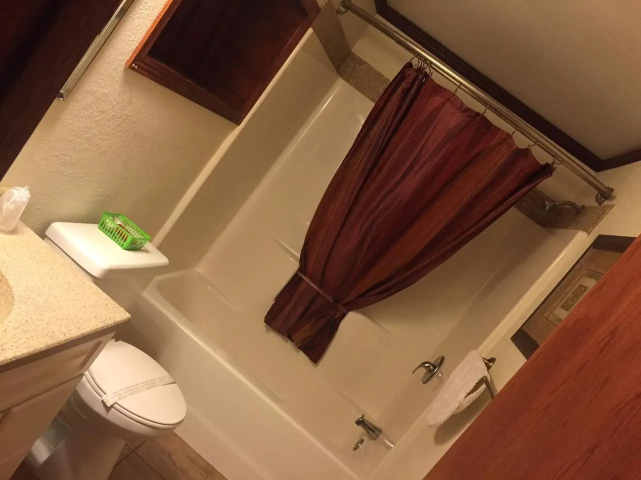 Shower in Highland Court Motel