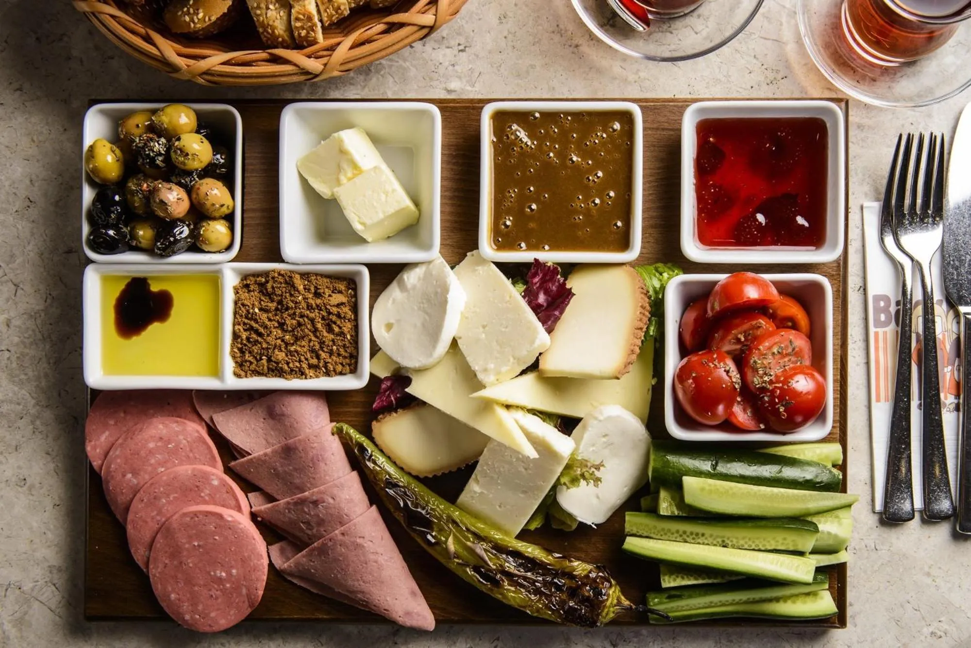 Food and drinks in The Place Suit & Apartments