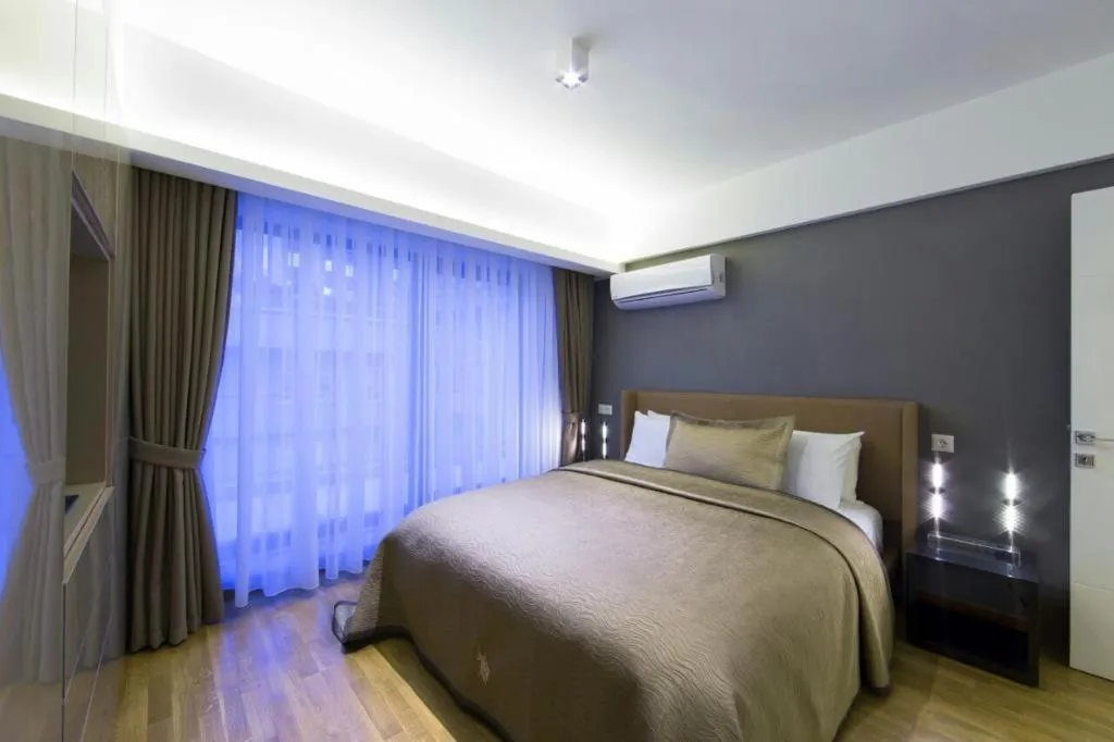 Bedroom, Bed in The Place Suit & Apartments