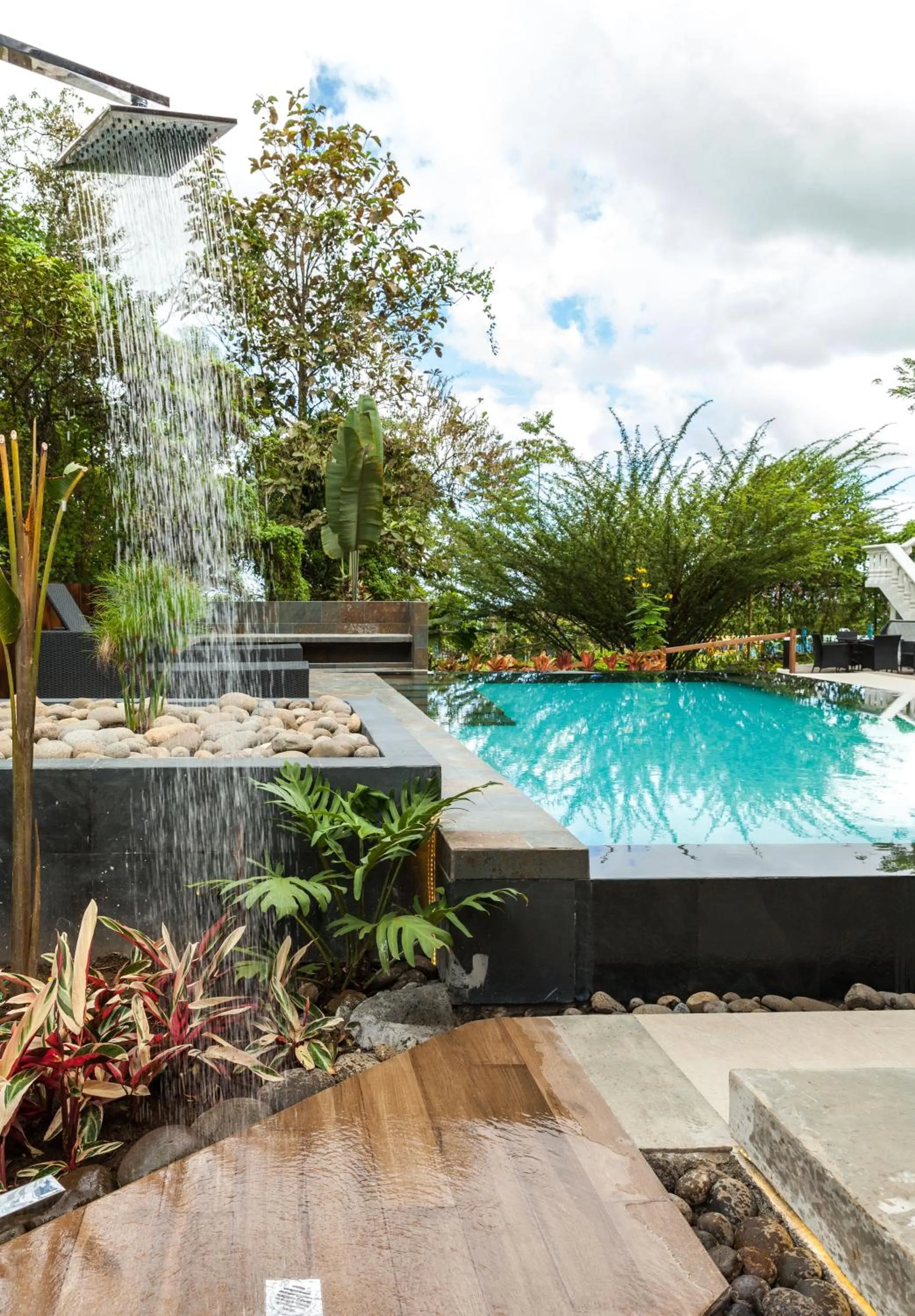 Swimming pool in Tifakara Boutique Hotel & Birding Oasis