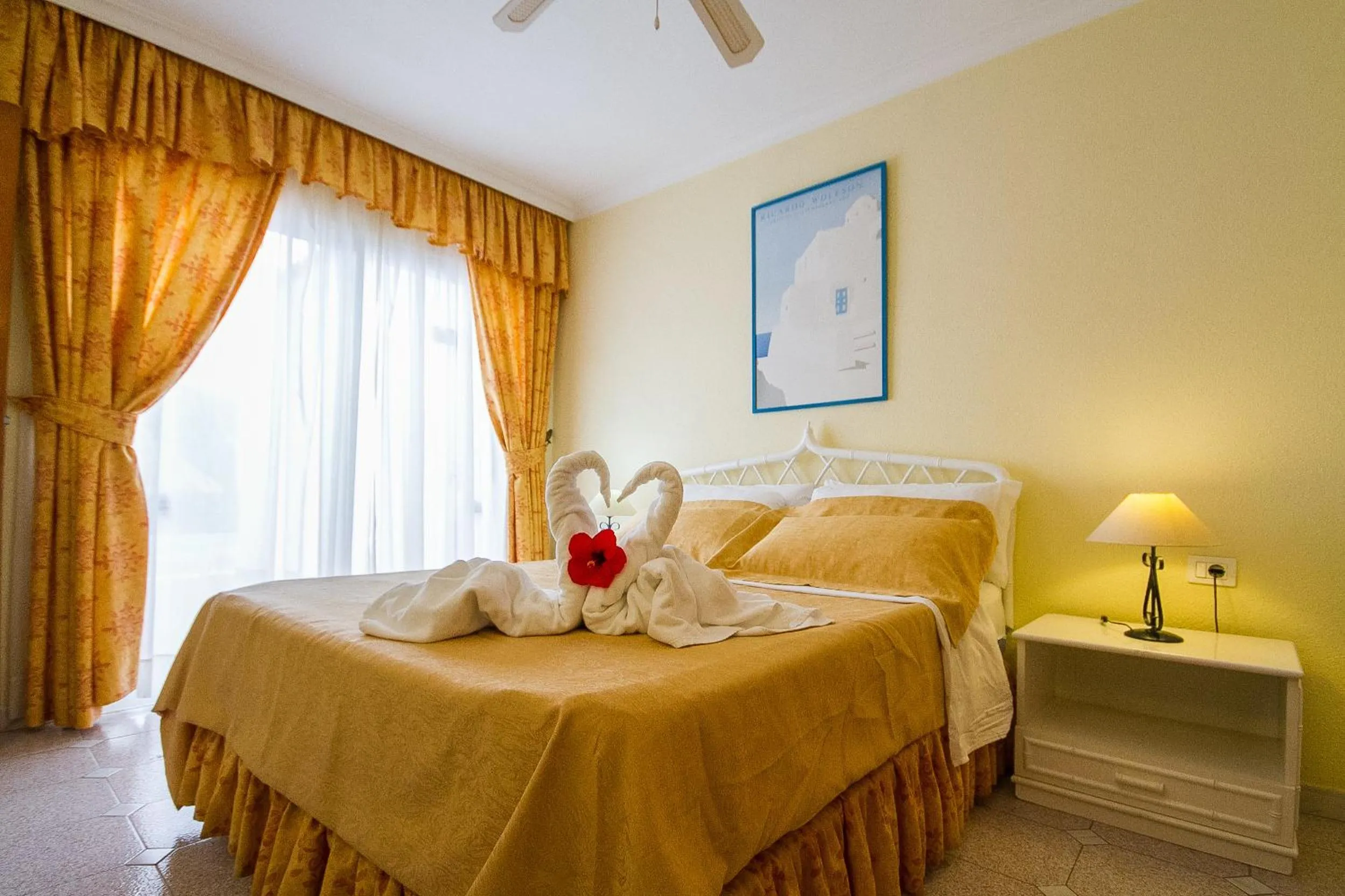 Bedroom, Bed in Ona Los Claveles