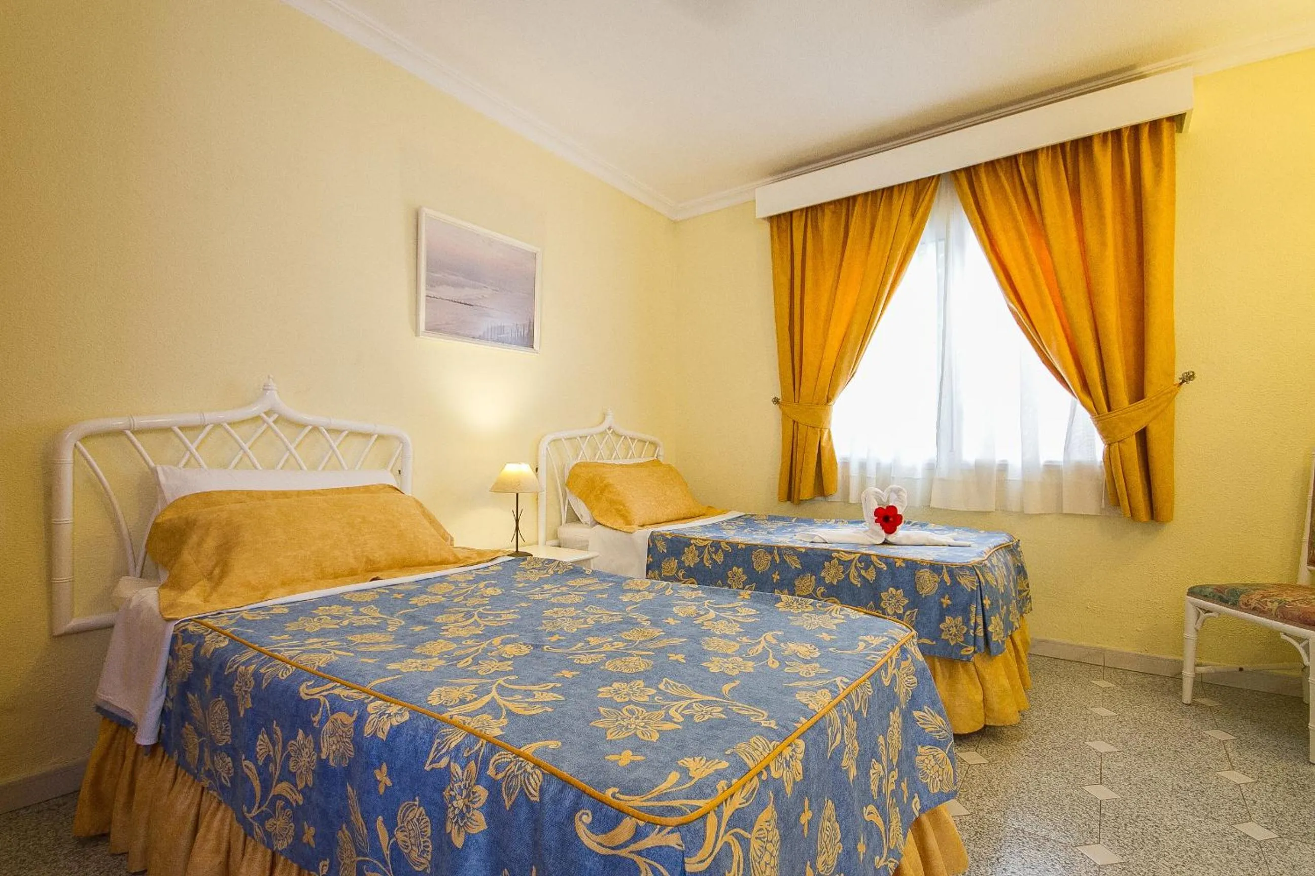 Bedroom, Bed in Ona Los Claveles