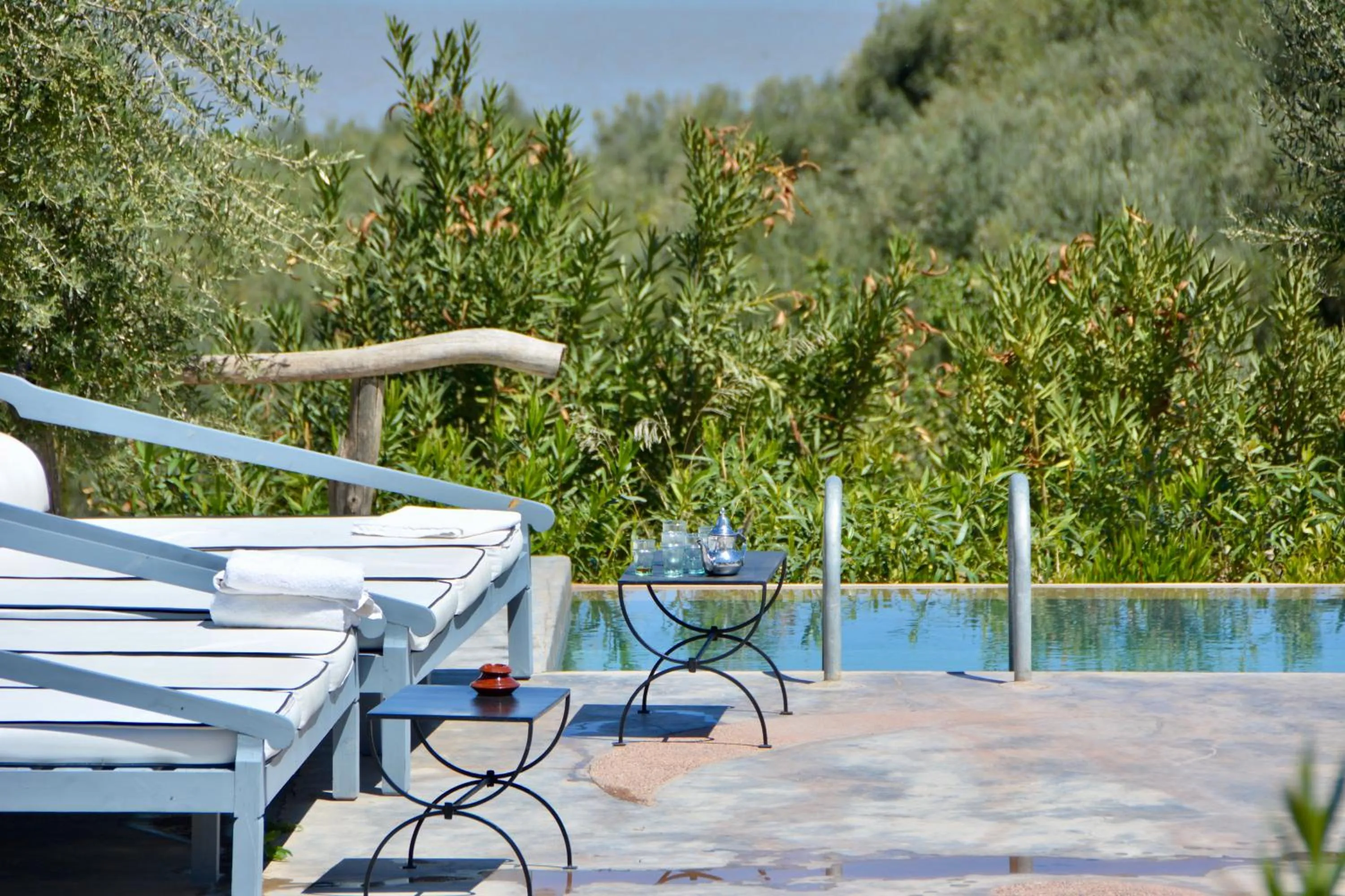 Swimming pool in Kasbah Beldi