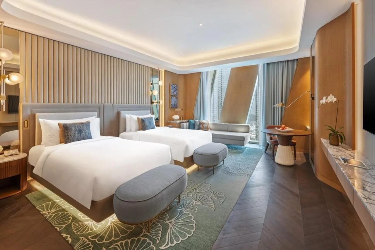 Bedroom, Bed in Mandarin Oriental Downtown, Dubai