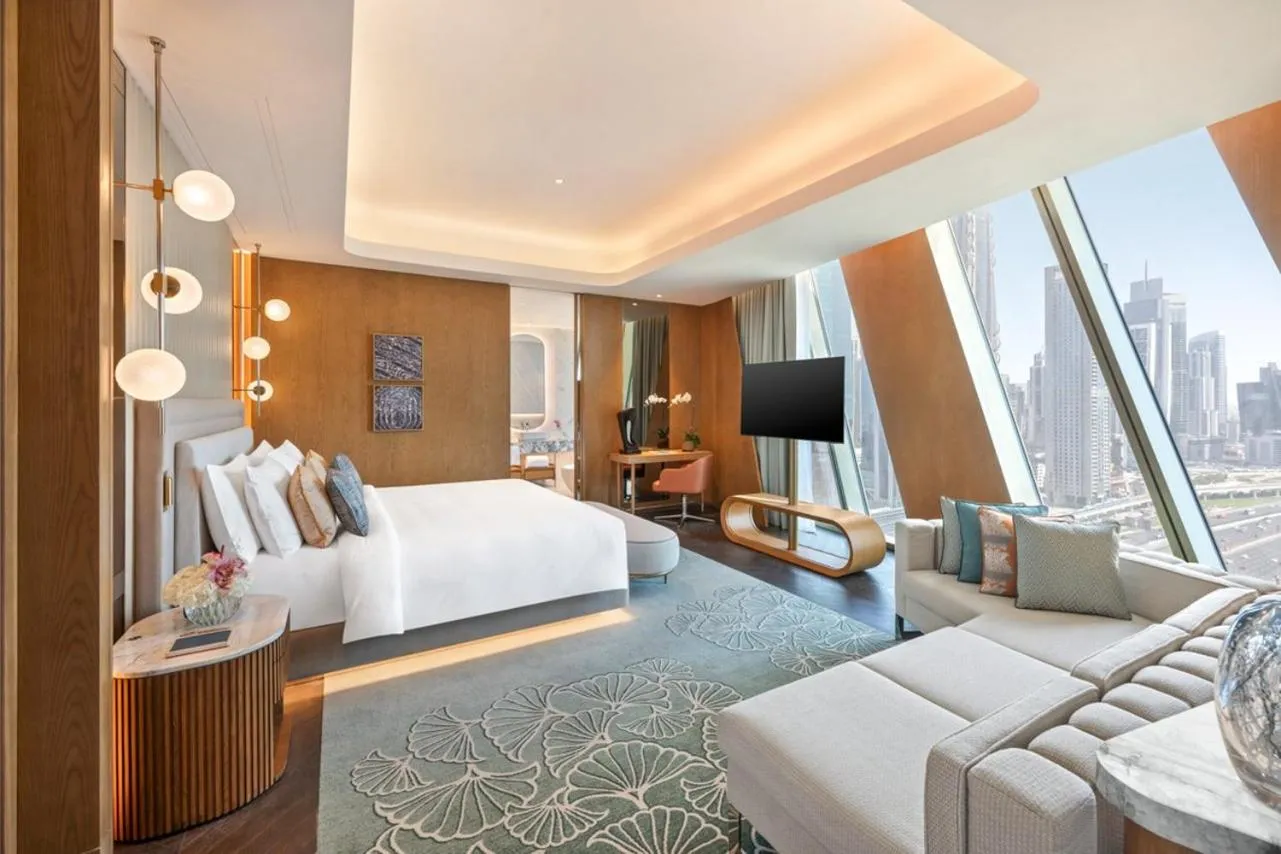 Bedroom, Bed in Mandarin Oriental Downtown, Dubai