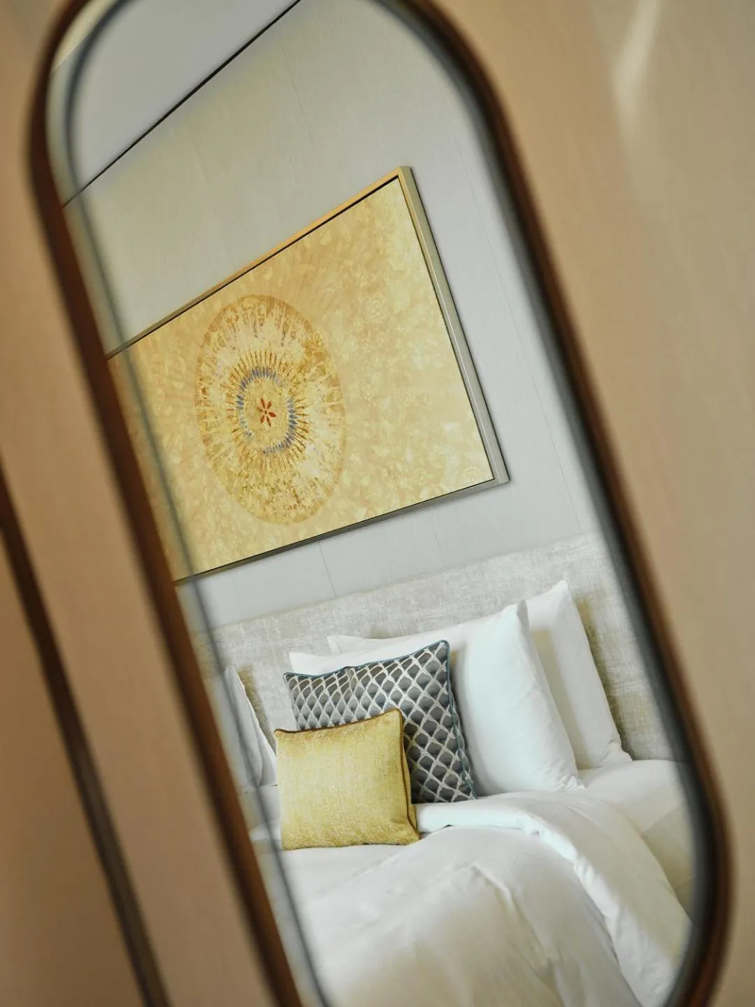 Bedroom, Bed in Mandarin Oriental Downtown, Dubai