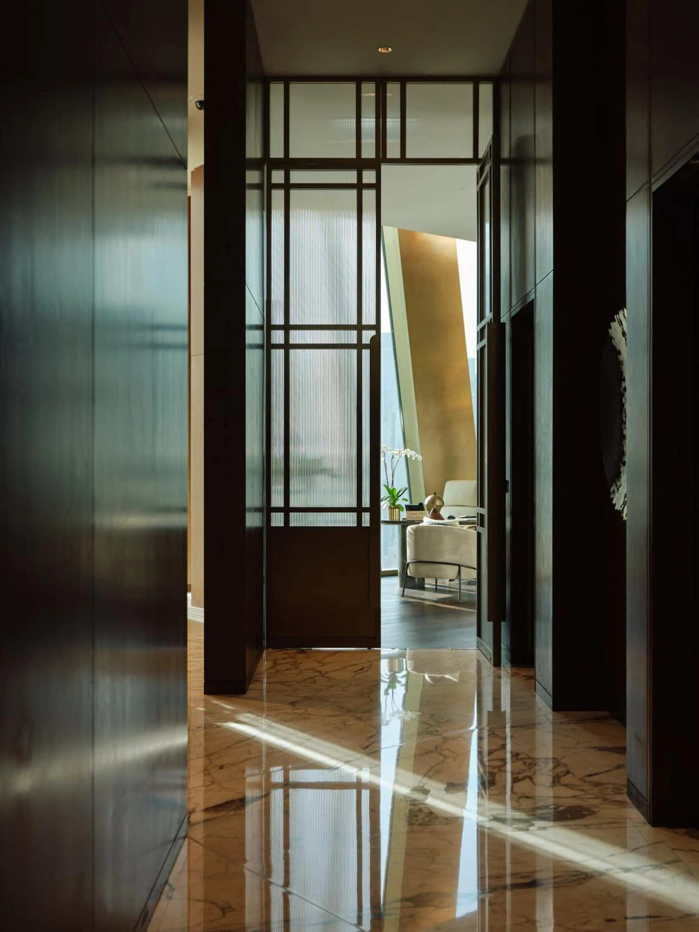 Lounge or bar in Mandarin Oriental Downtown, Dubai