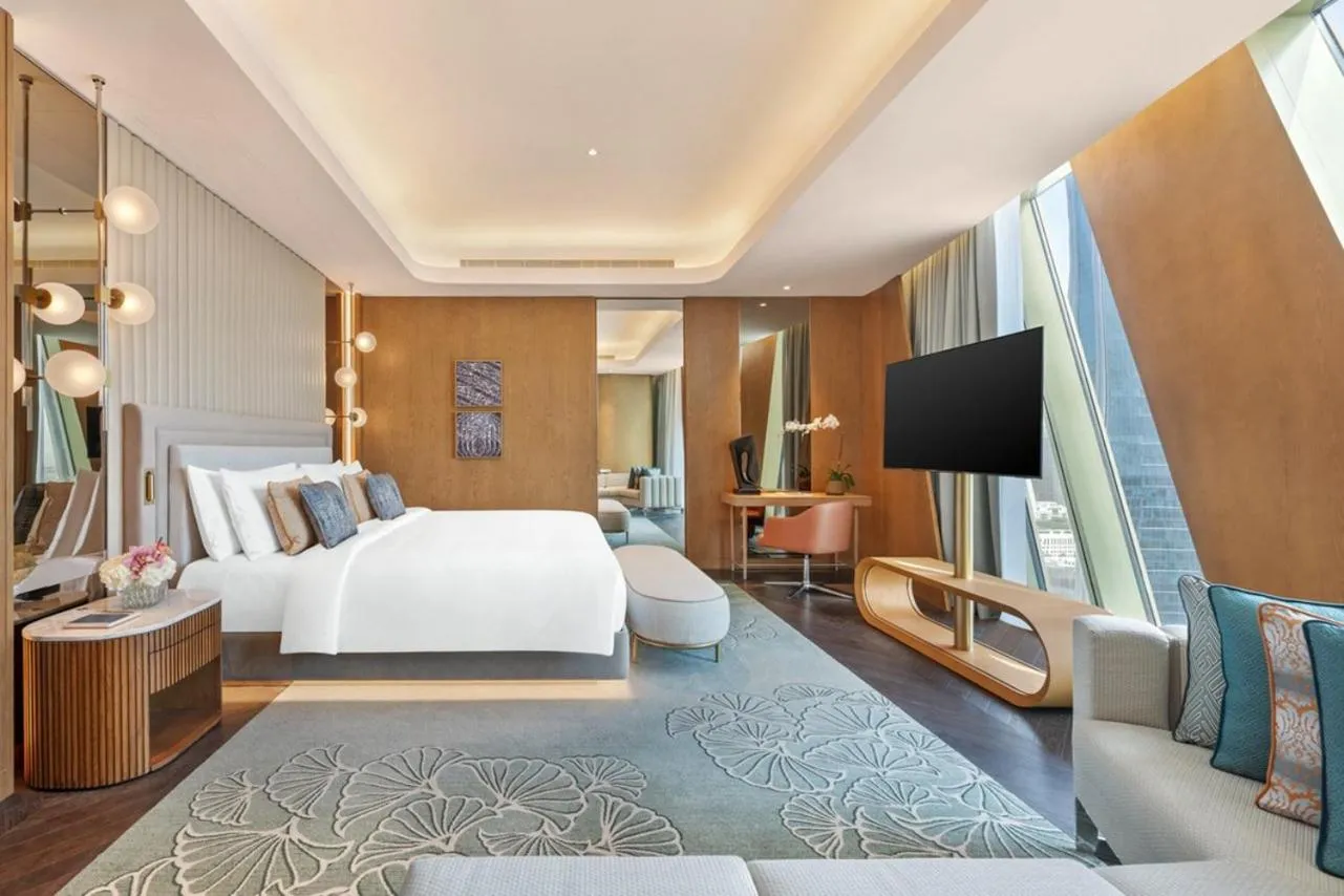 Bedroom, Bed in Mandarin Oriental Downtown, Dubai
