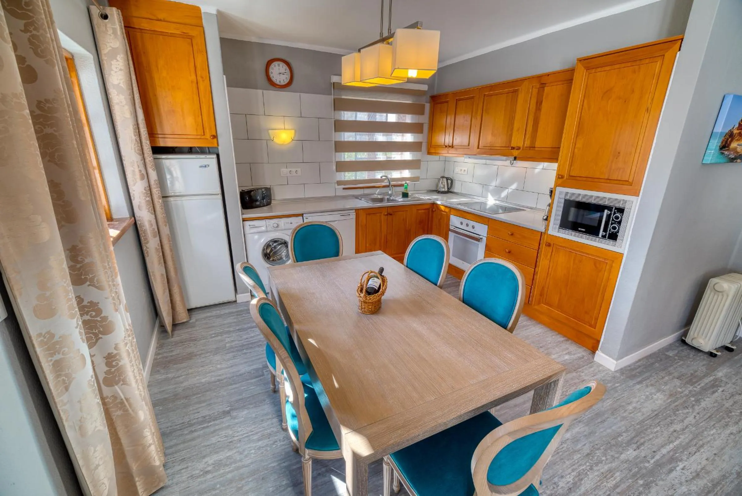 Kitchen or kitchenette in Ona Las Brisas