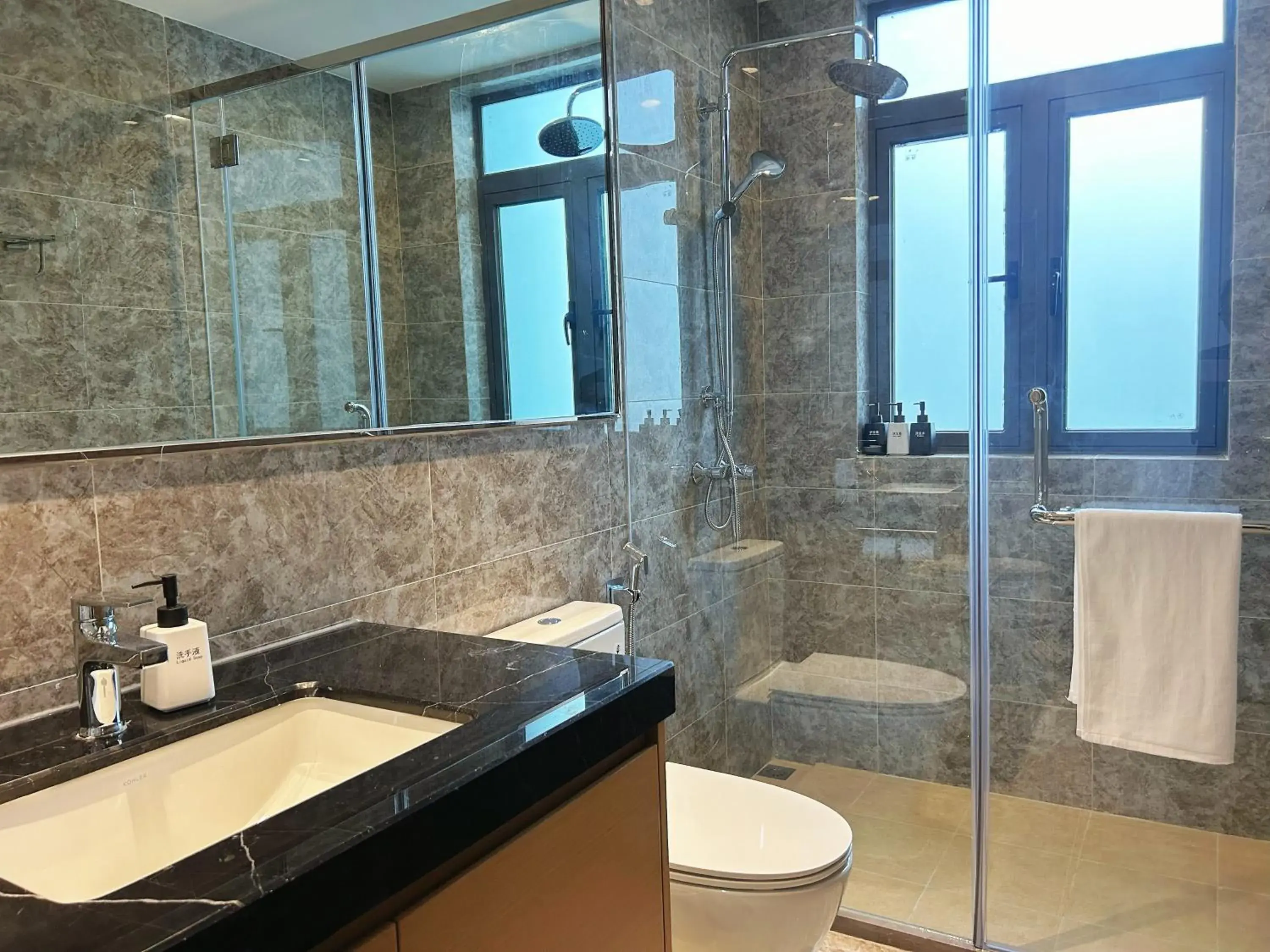 Apartment with Sea View in R&F Princess Cove Cozy&Boutique Homestay By Wan Li Property Management Apartment with Sea View in R&F Princess Cove Cozy&Boutique Homestay By Wan Li Property Management