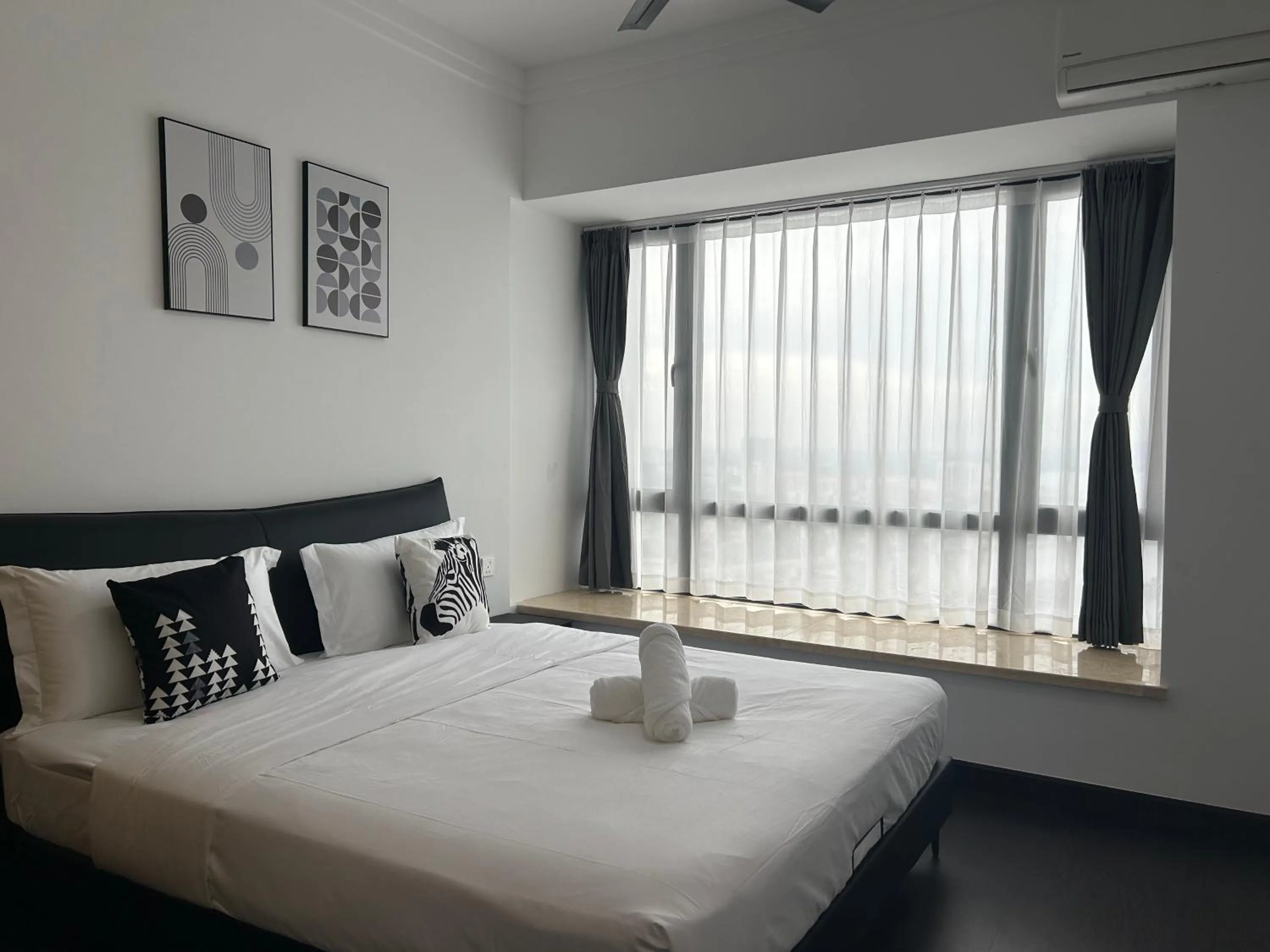 Bed in R&F Princess Cove Cozy&Boutique Homestay By Wan Li Property Management