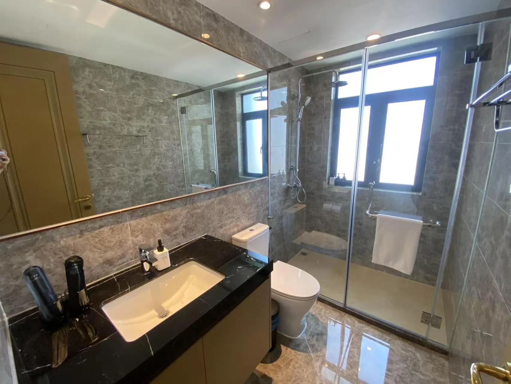 R&F Princess Cove Cozy&Boutique Homestay By Wan Li Property Management