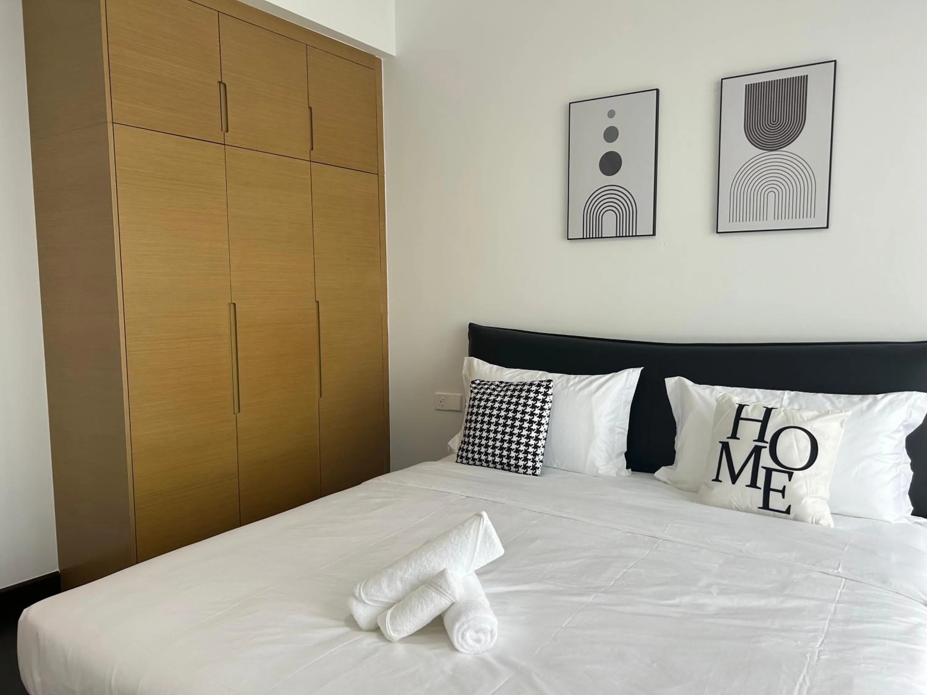 Bed in R&F Princess Cove Cozy&Boutique Homestay By Wan Li Property Management