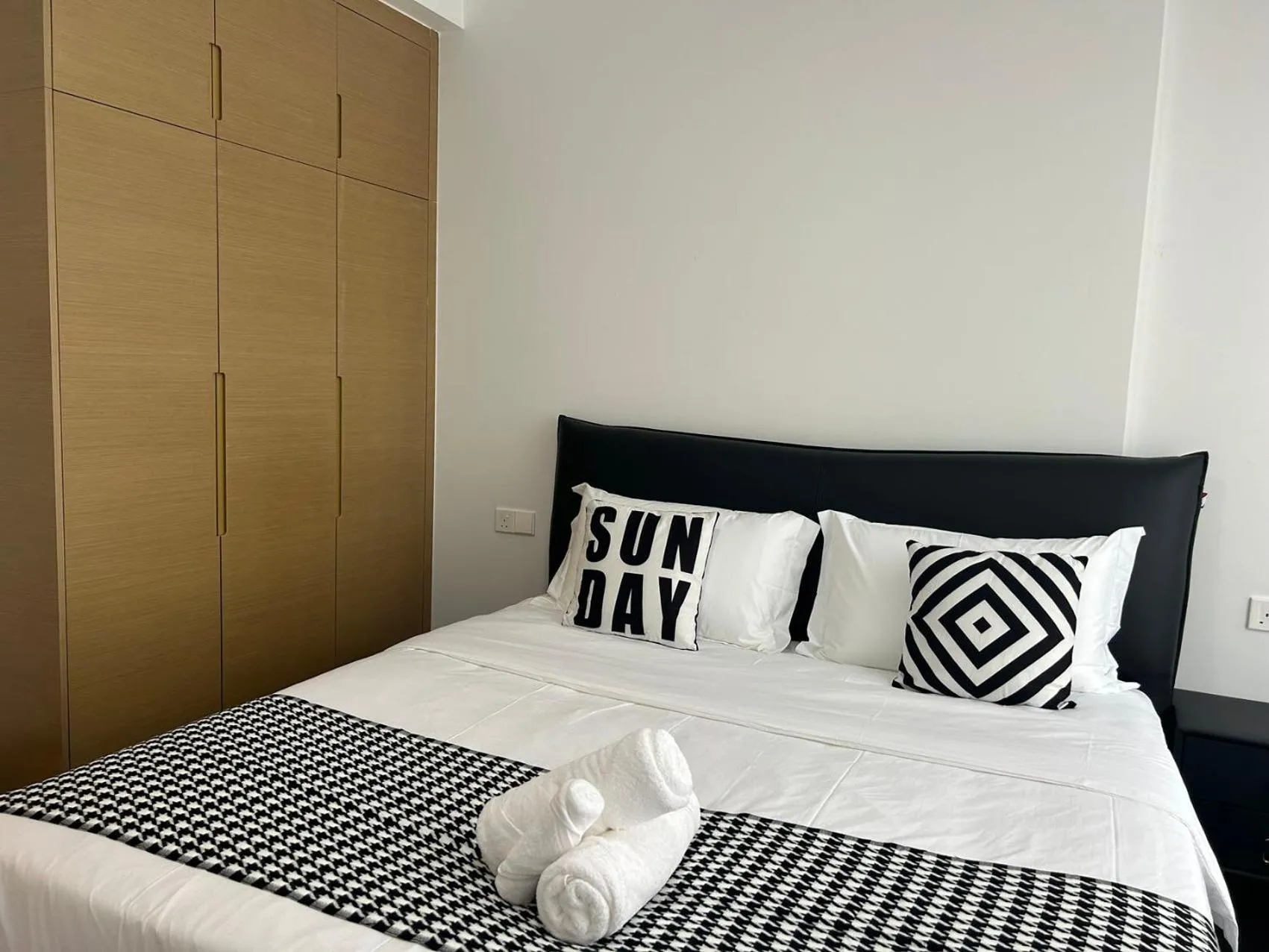 Bed in R&F Princess Cove Cozy&Boutique Homestay By Wan Li Property Management