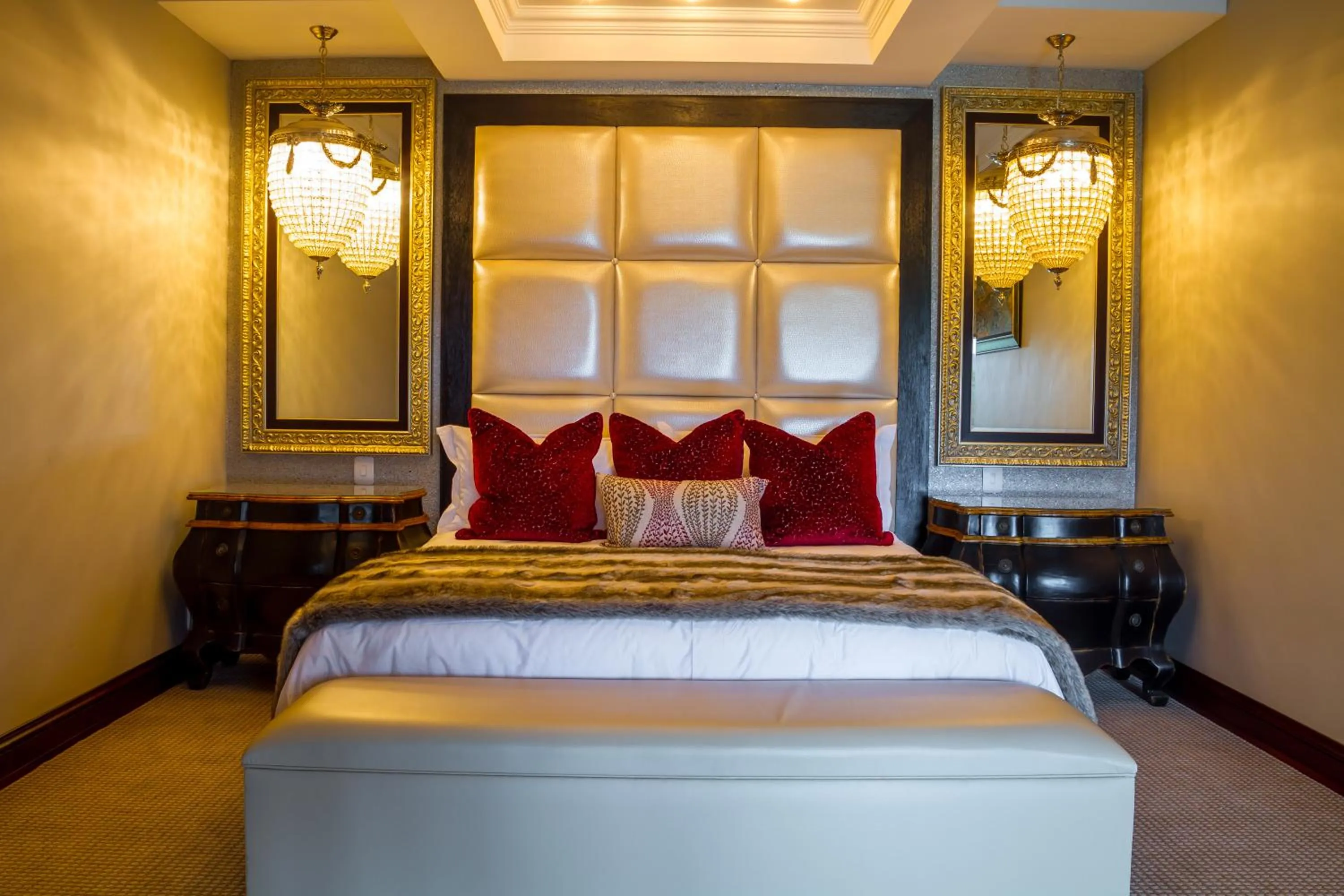 Bed in Royal Mukumbura Malelane