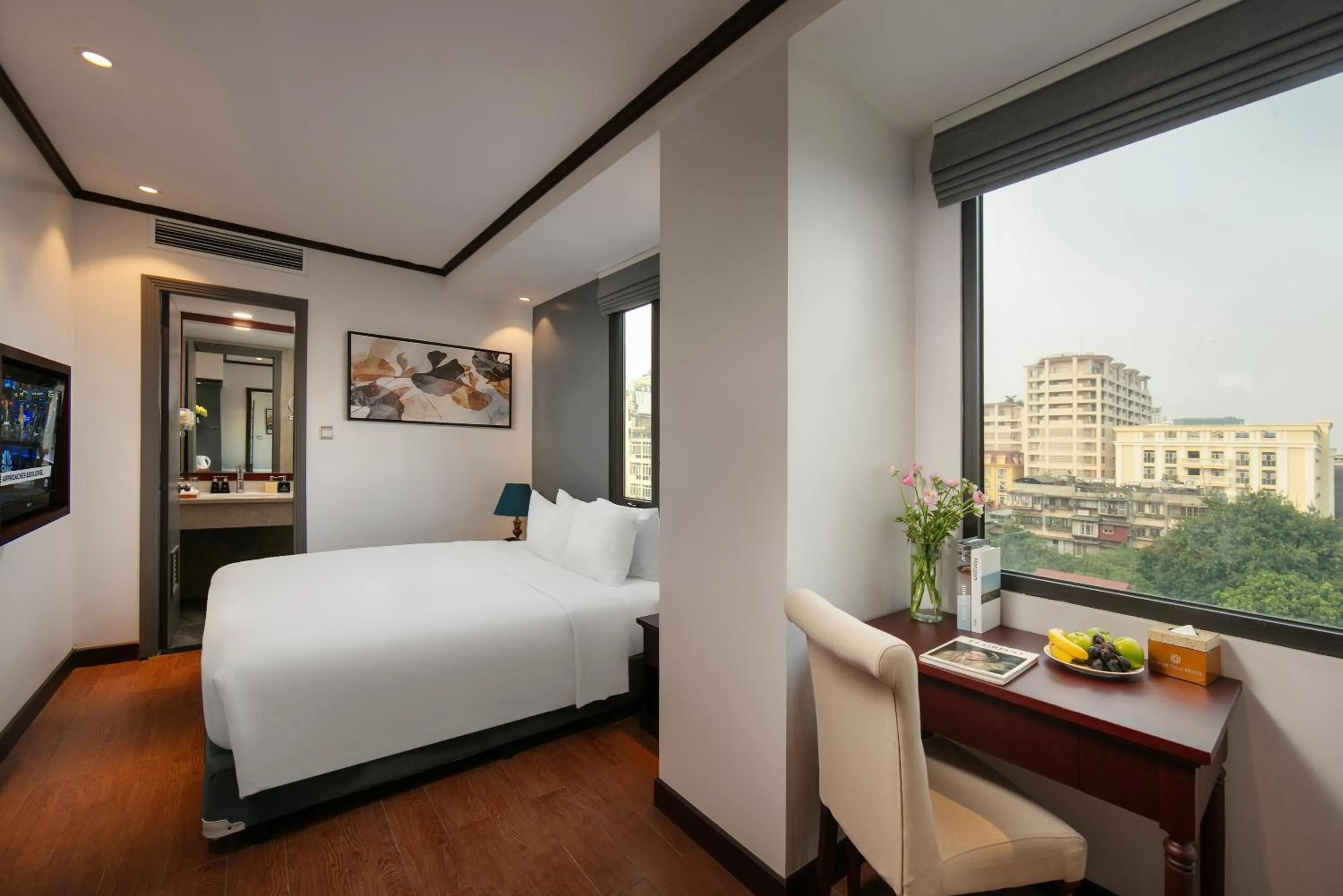 View (from property/room), Bed in MAY DE VILLE Corner Hotel