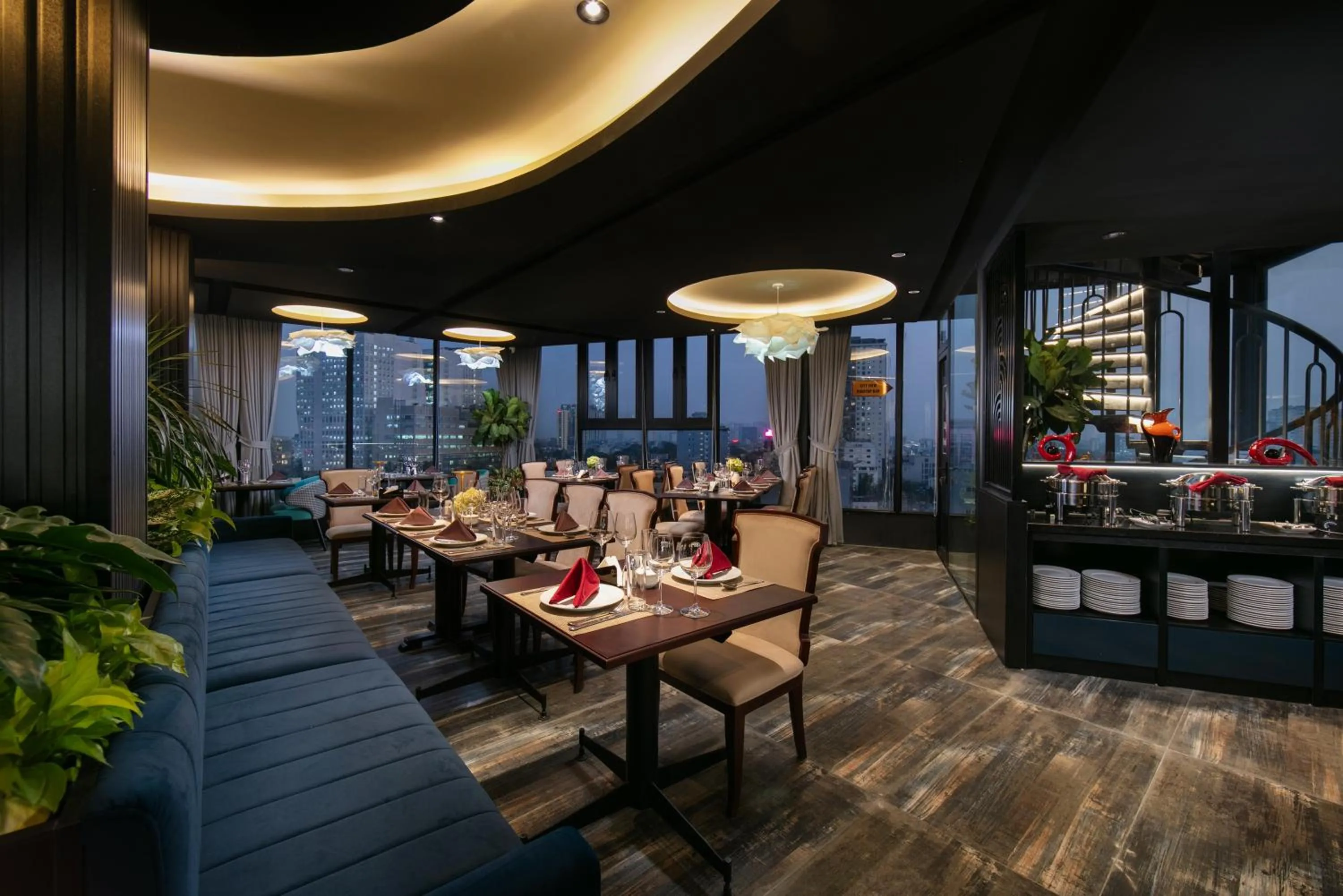 Restaurant/places to eat in MAY DE VILLE Corner Hotel