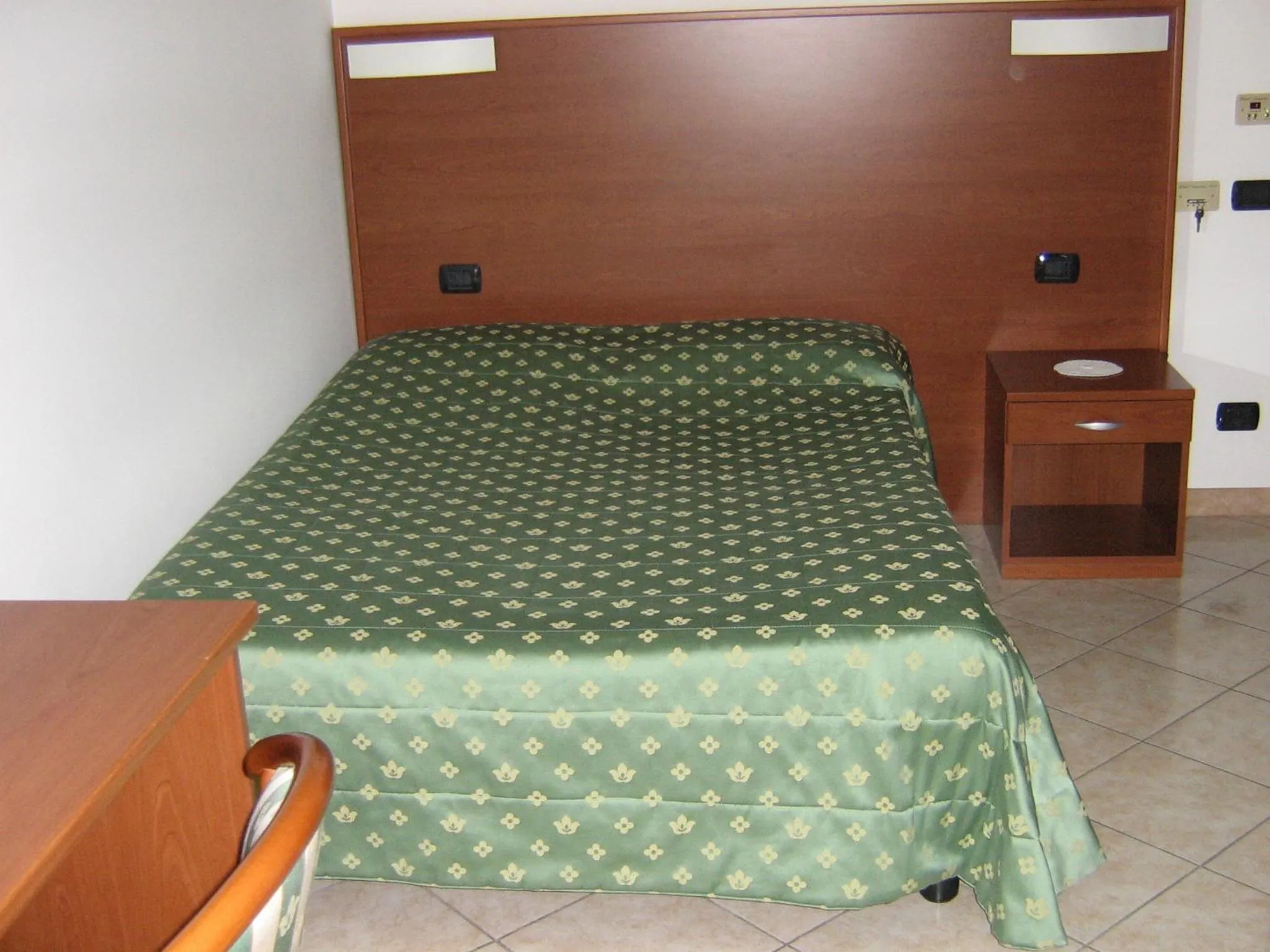 Photo of the whole room in Hotel Sanremo