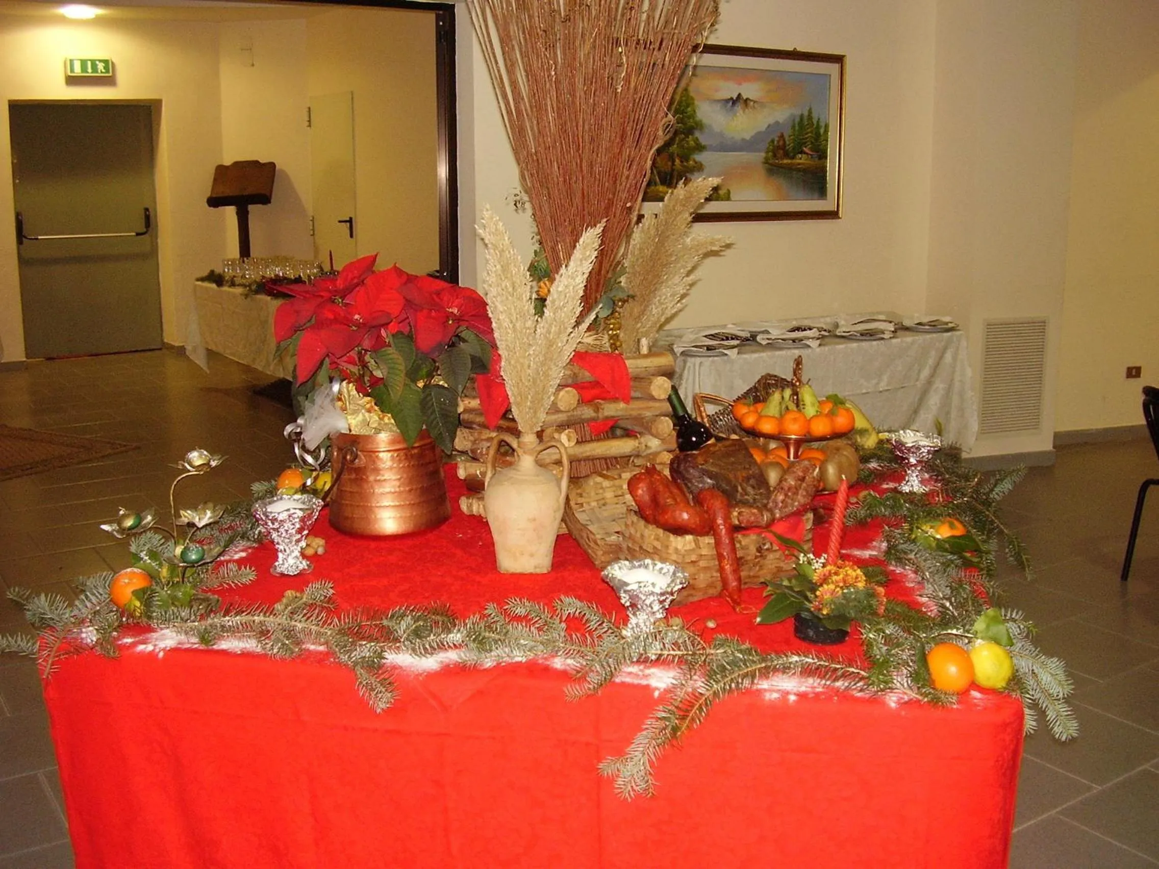 Communal kitchen in Hotel La Fattoria
