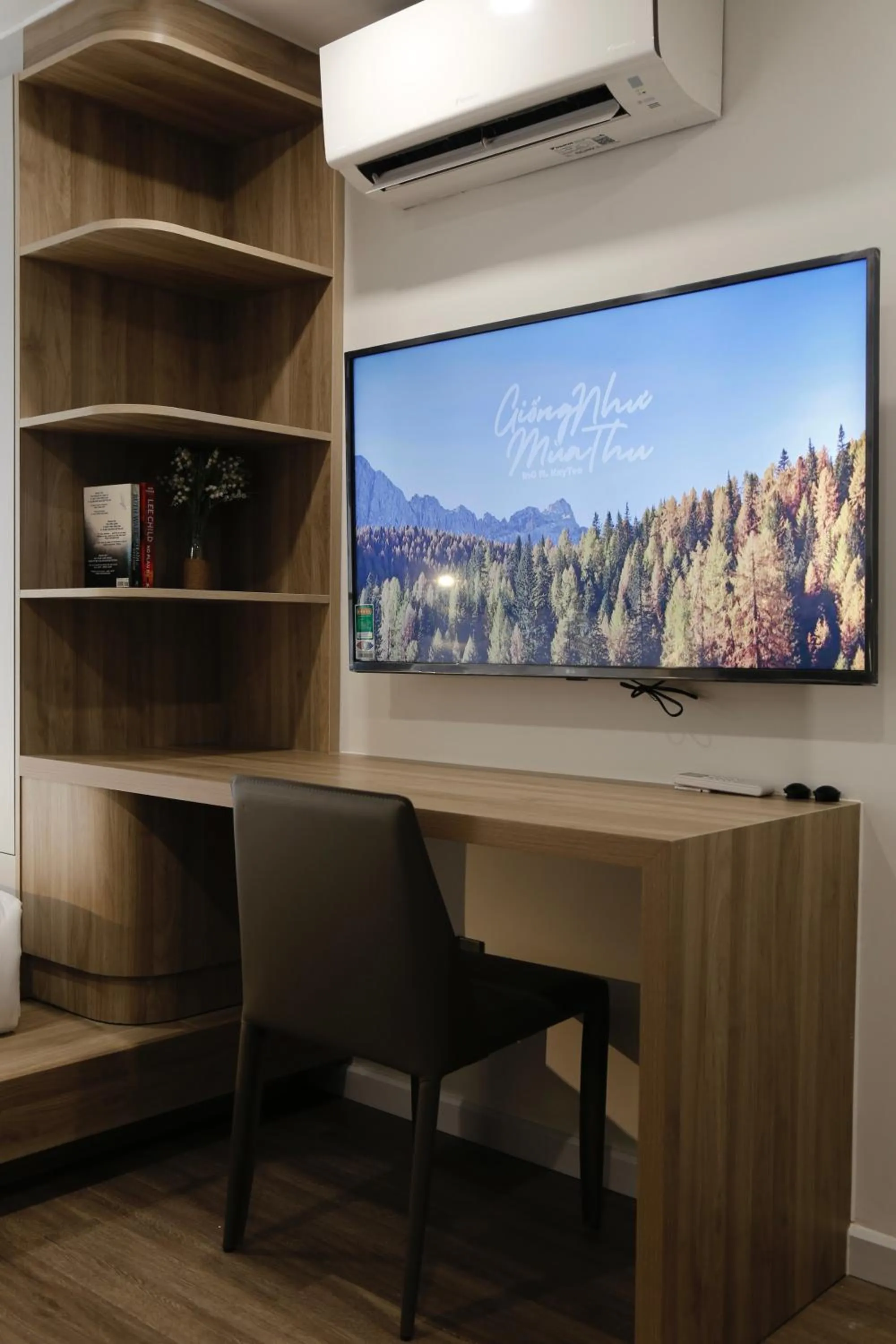 TV and multimedia in Cityhouse - Nest Minh Khai