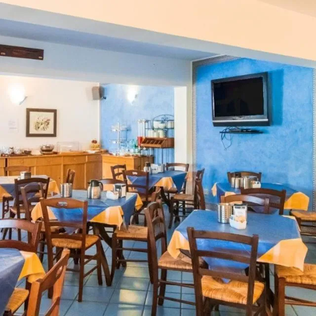 Lounge or bar in Hotel Residence La Villetta