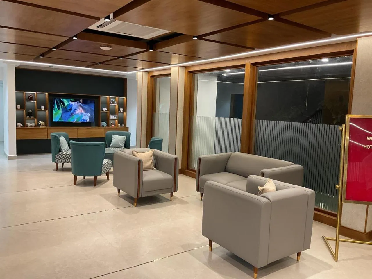 Communal lounge/ TV room in Aurora Hotels and Resorts