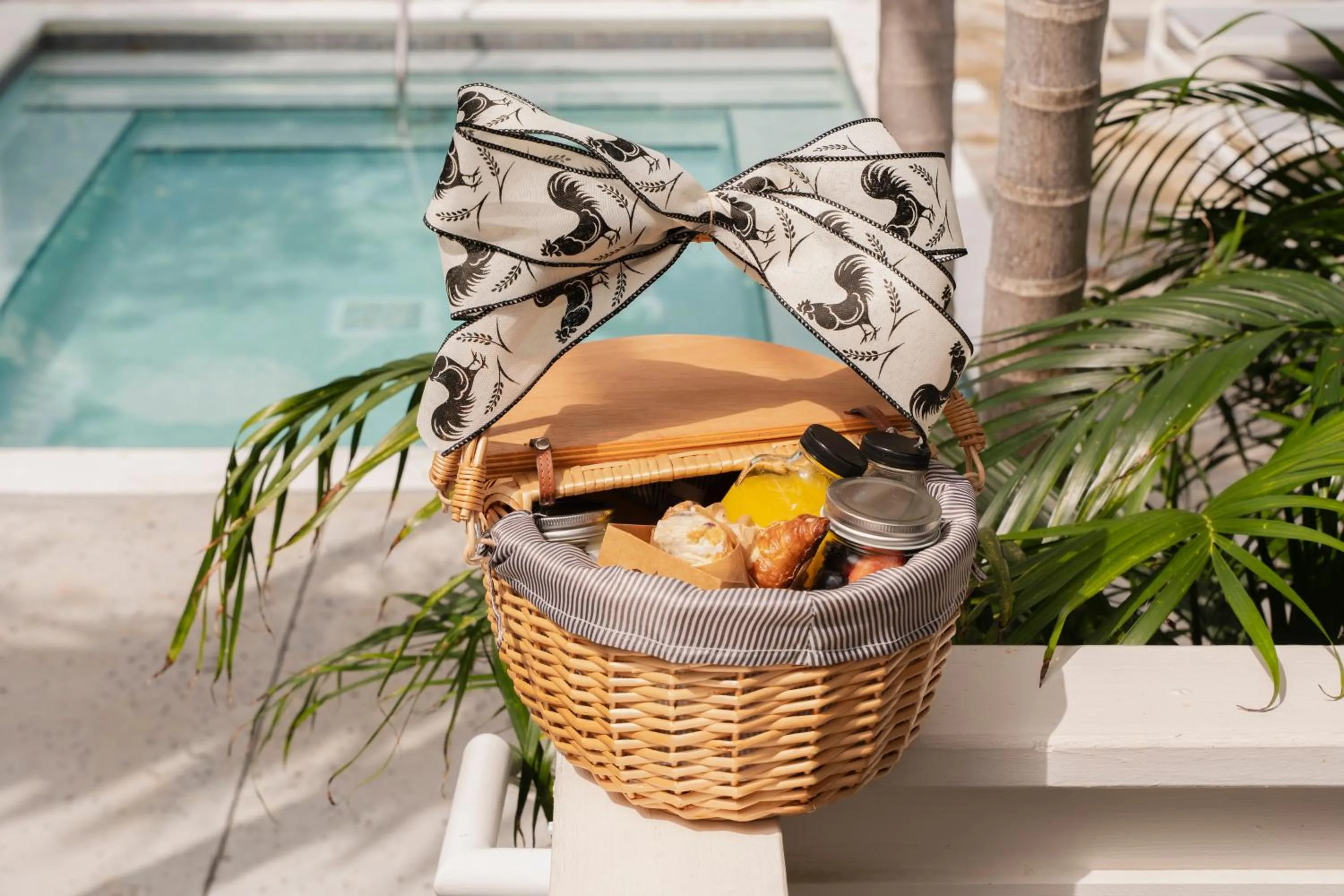 Breakfast in Ella's Cottages - Key West Historic Inns