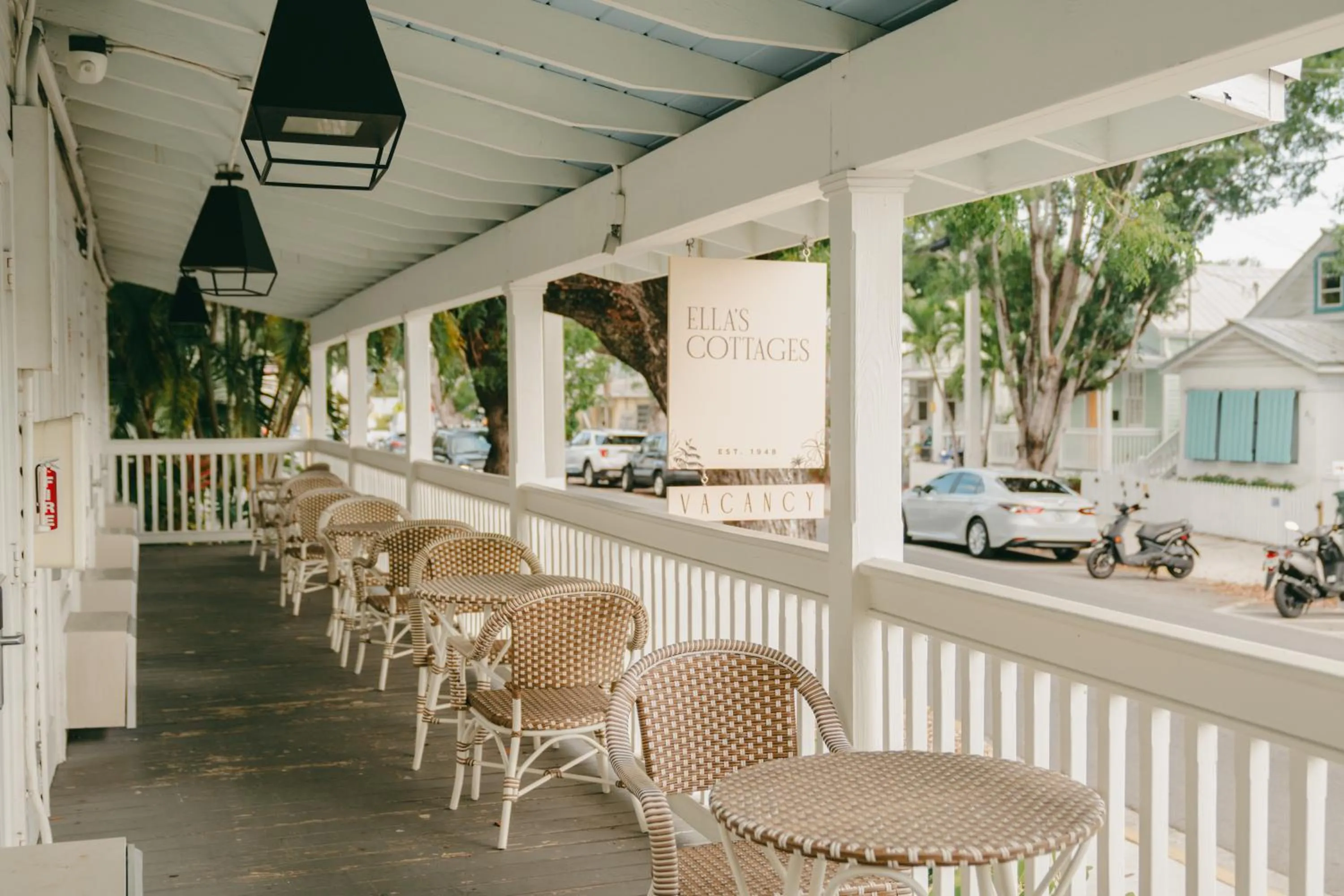 Patio in Ella's Cottages - Key West Historic Inns