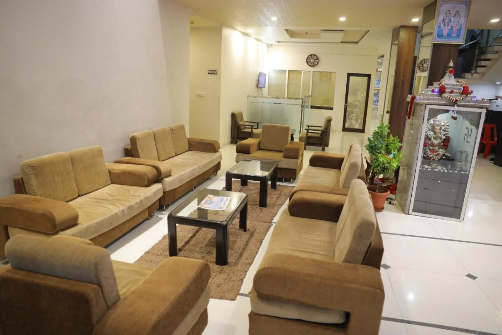 Seating area in Hotel Shashinag Residency