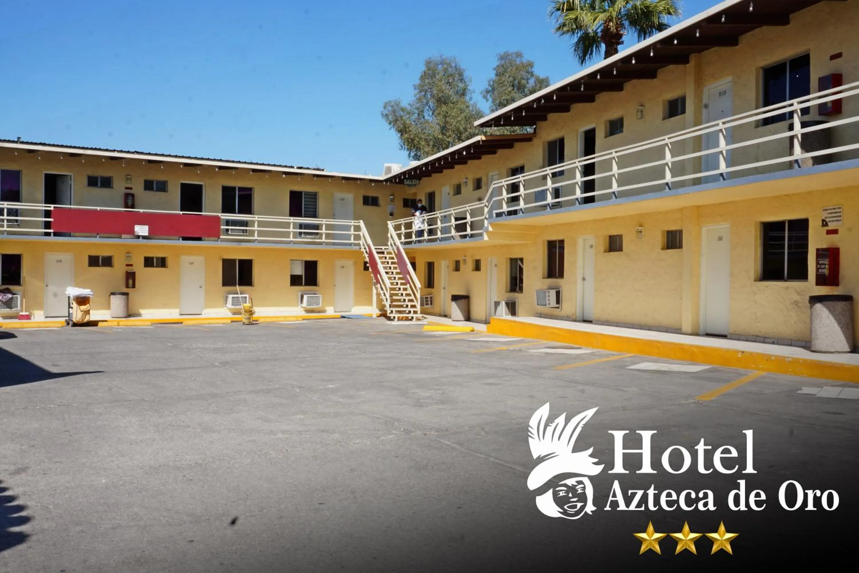 Property building in Hotel Azteca de Oro Mexicali
