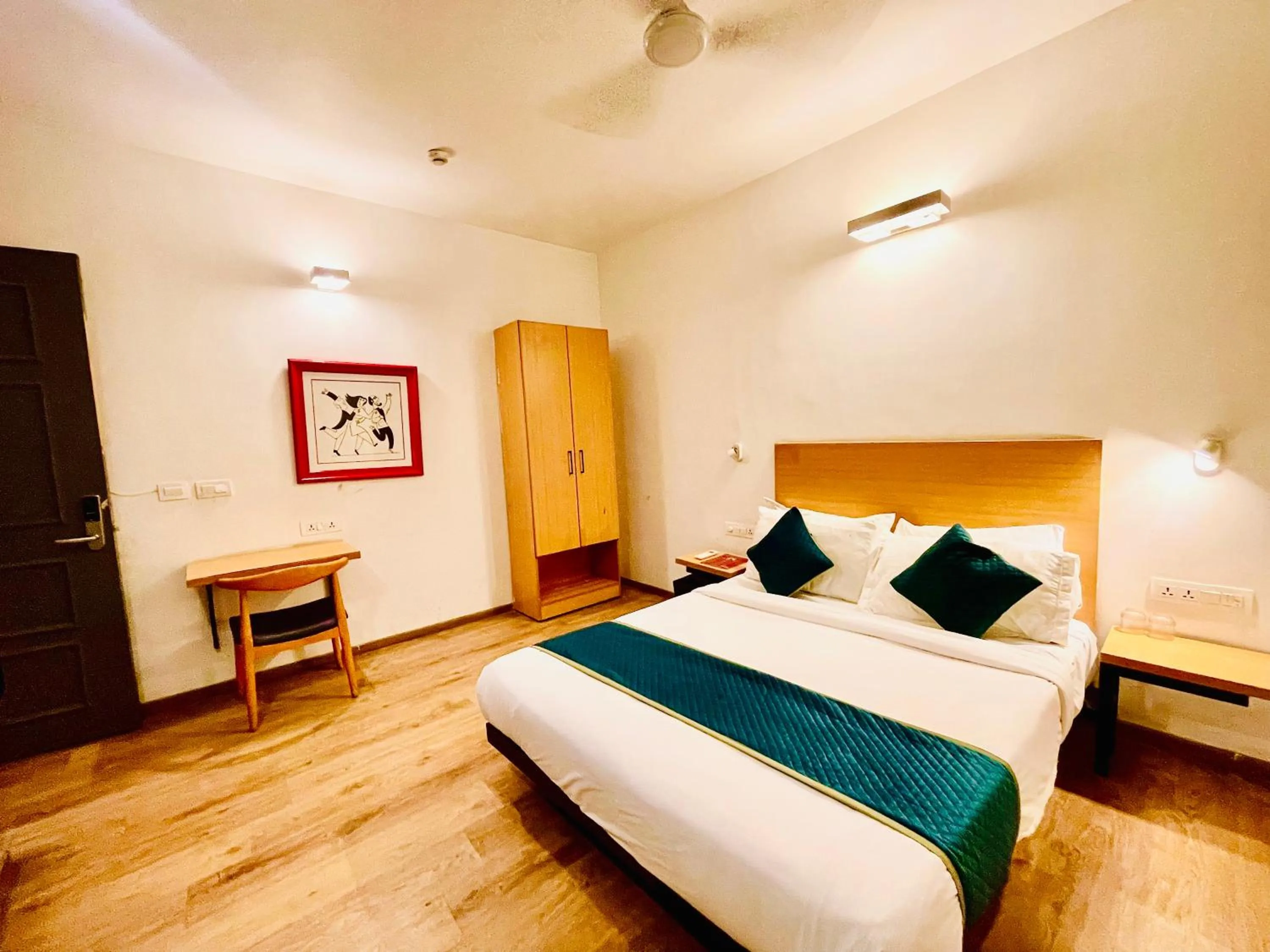 Hotel Aravali Inn & Banquet Hall