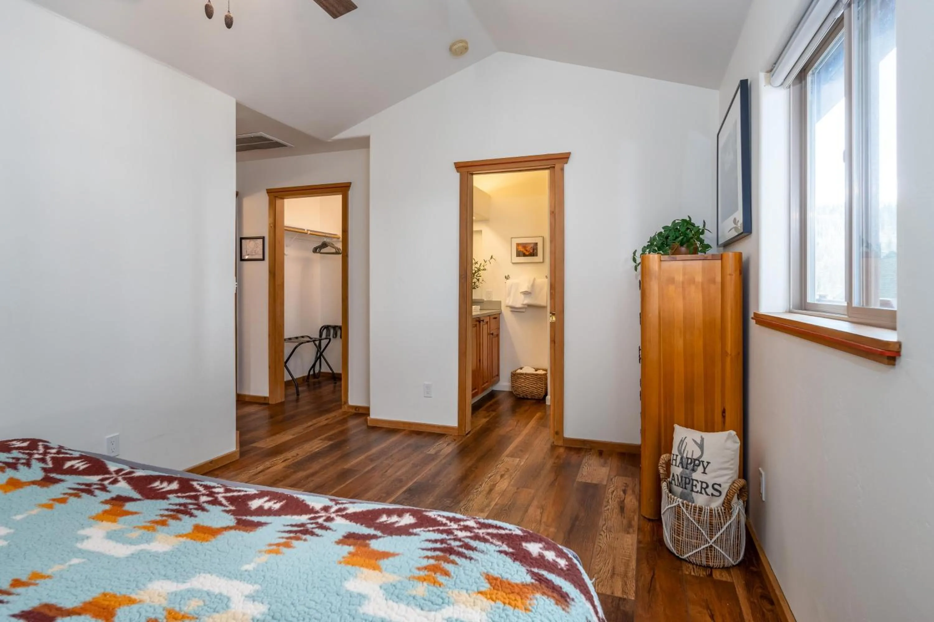 Bed in Yosemite Summit & Little Summit