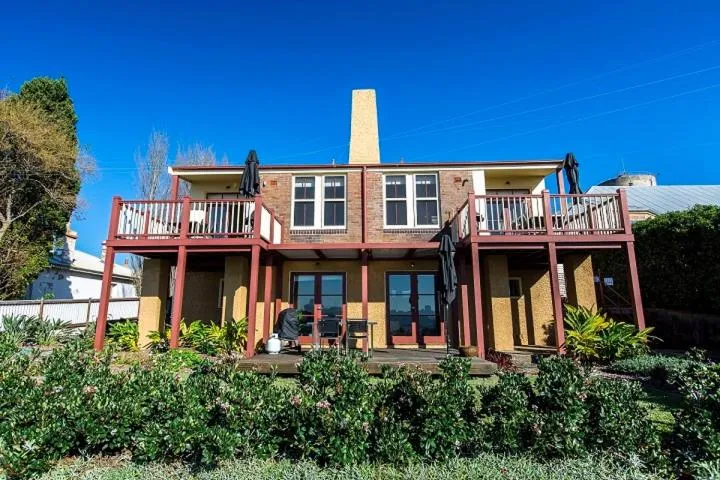 Cockatoo Island Accommodation