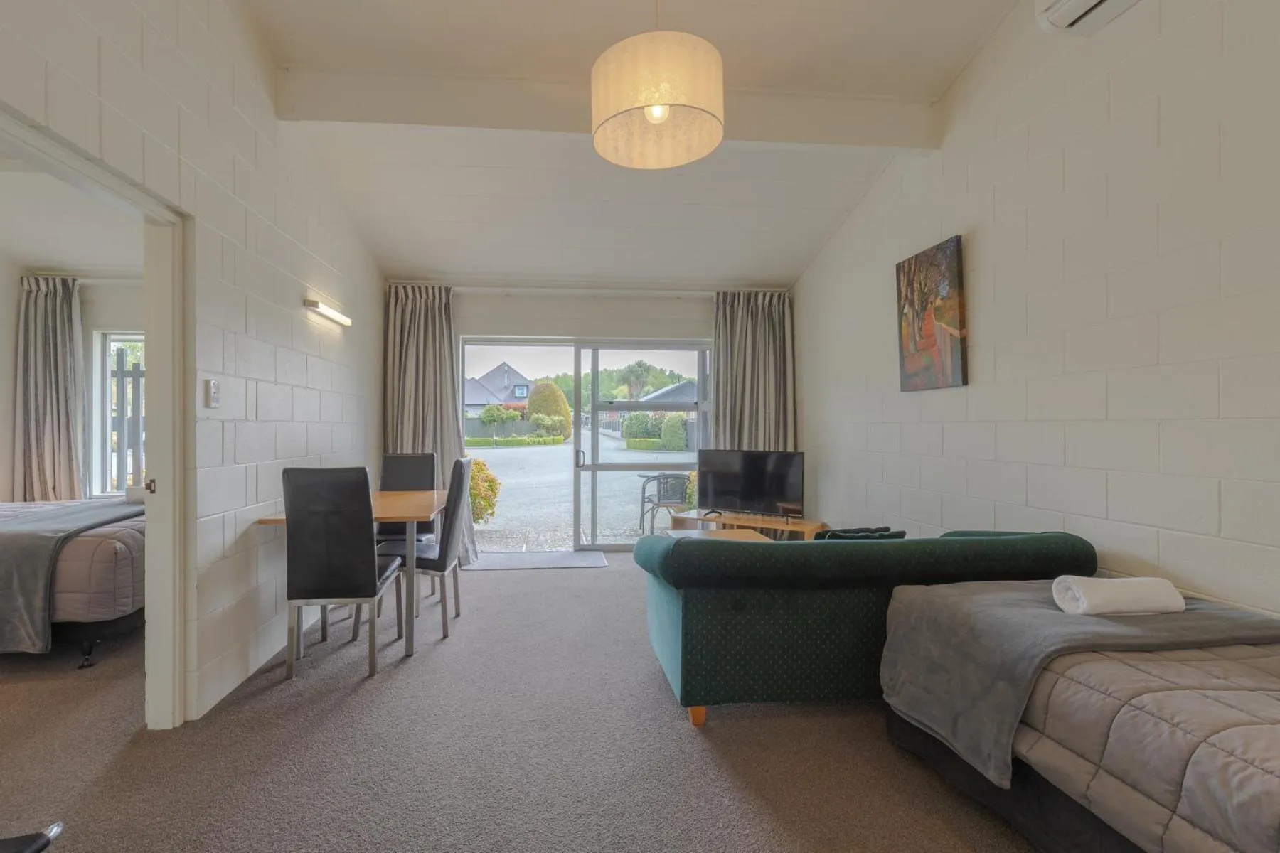 Bed in Andorra Motel