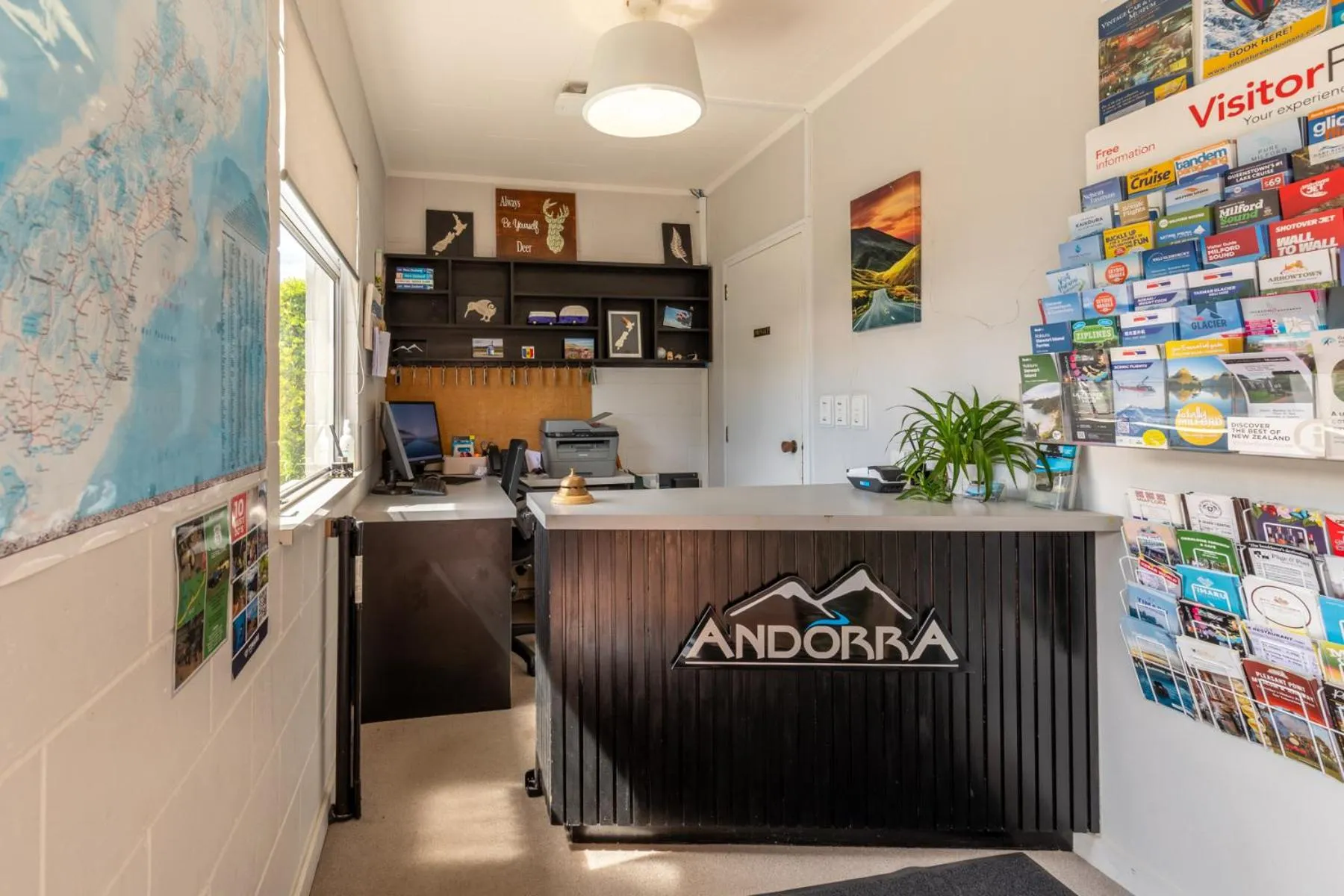 Property building in Andorra Motel