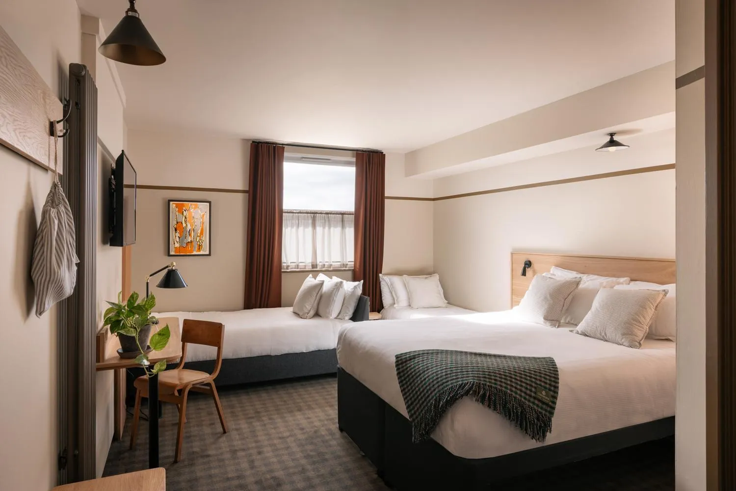 Bedroom, Bed in The Hide