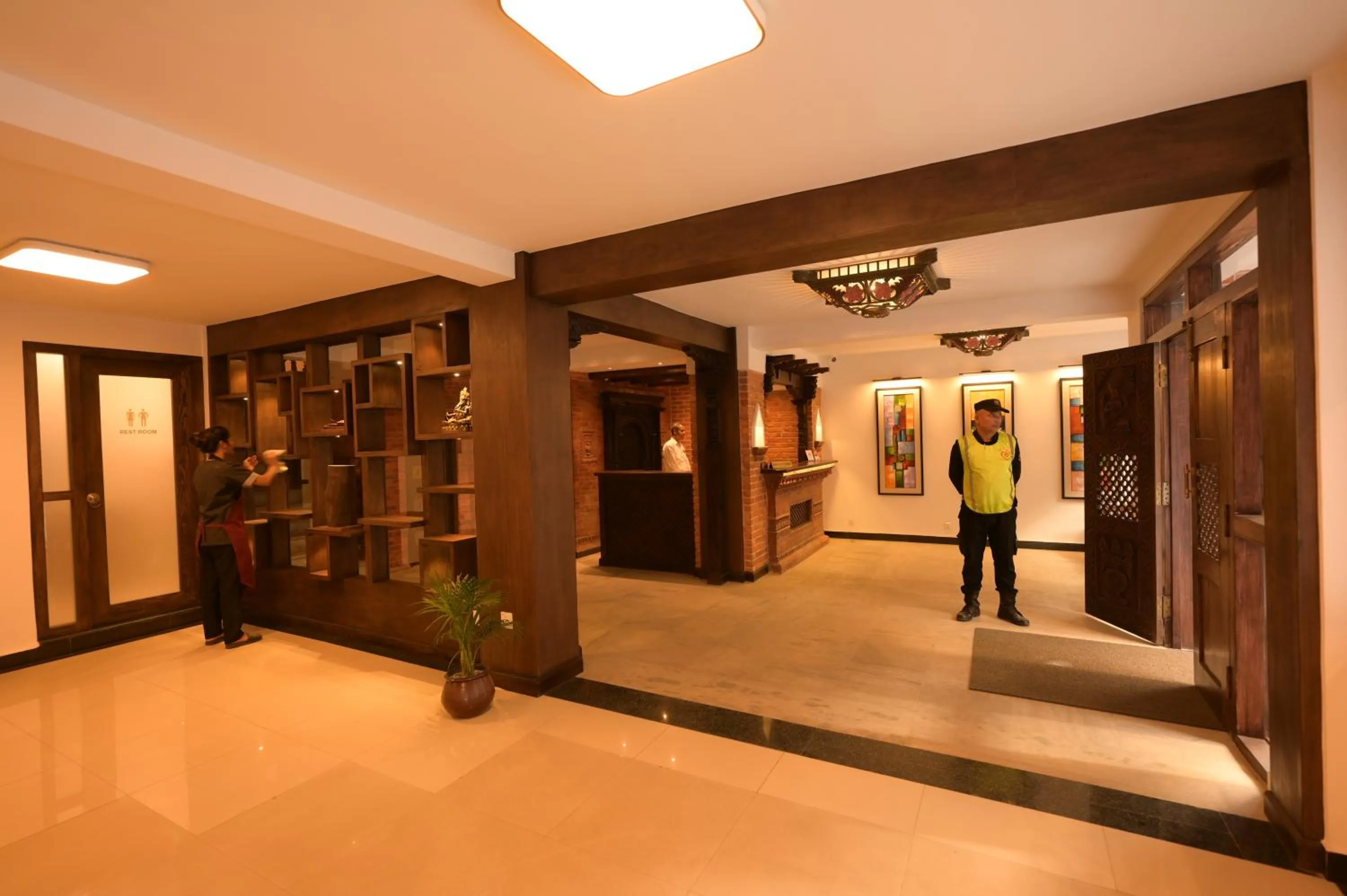 Lobby or reception in Gallery Park Hotel
