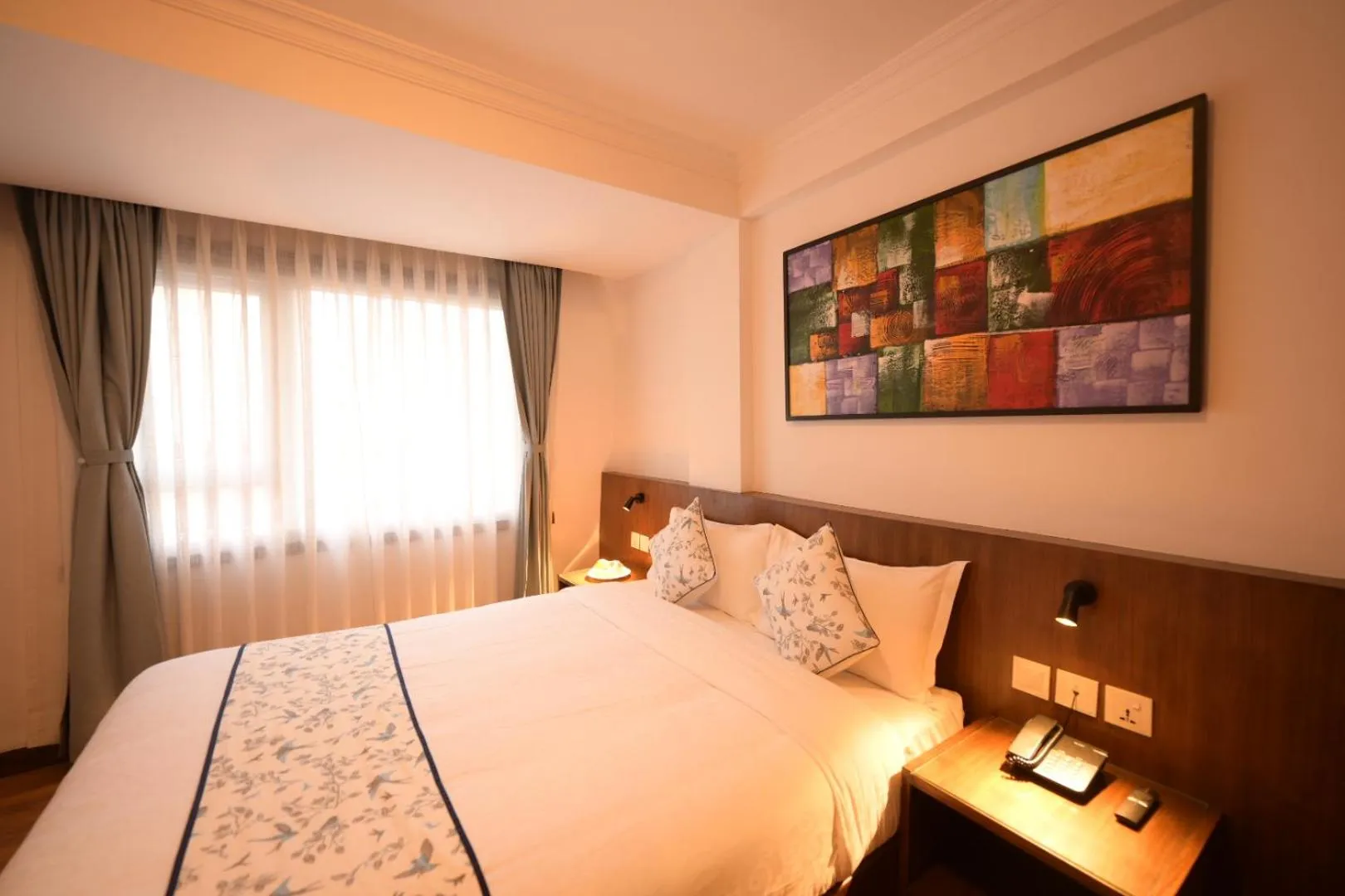 Bedroom, Bed in Gallery Park Hotel