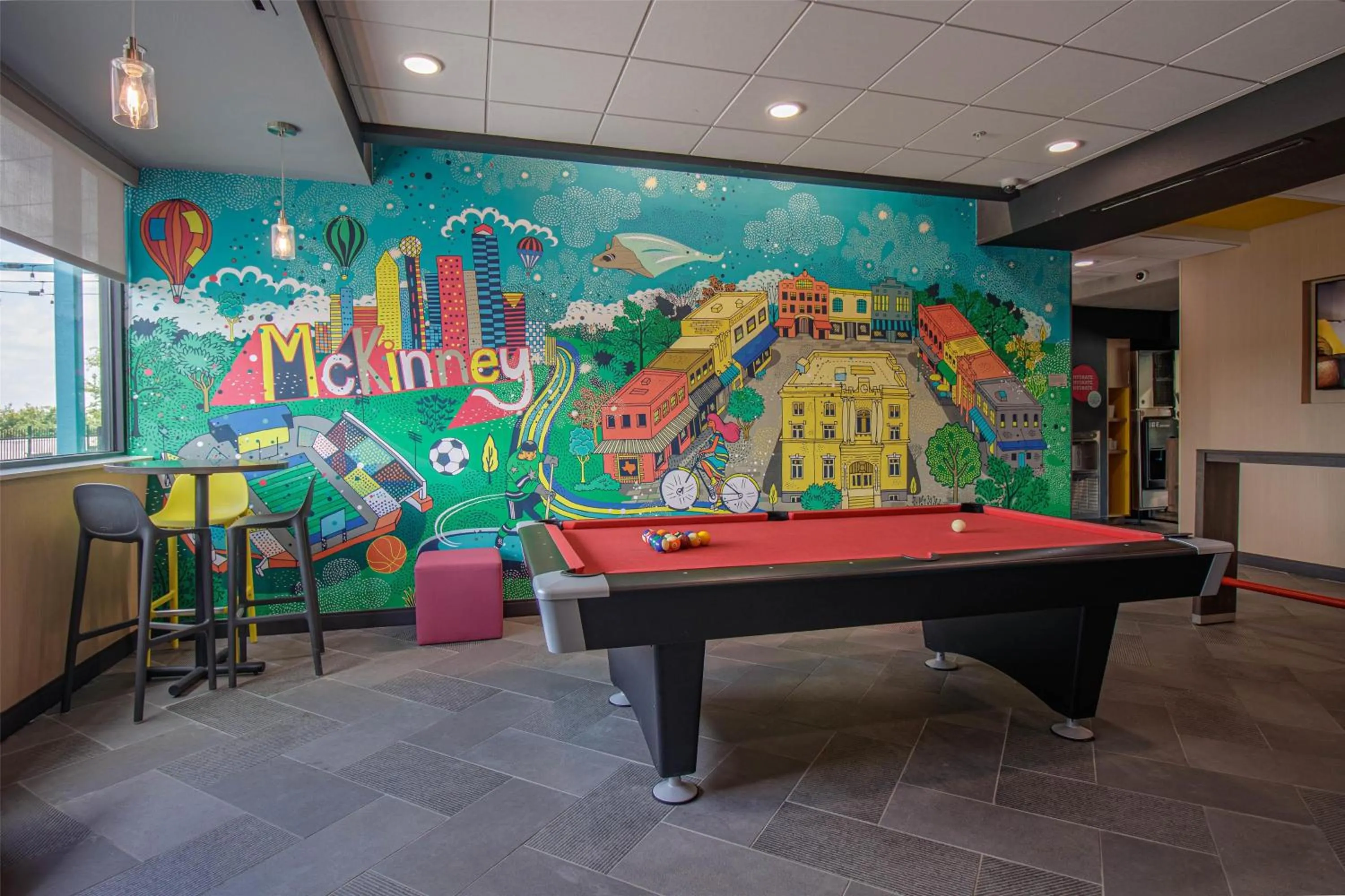 Lobby or reception in Tru By Hilton Mckinney