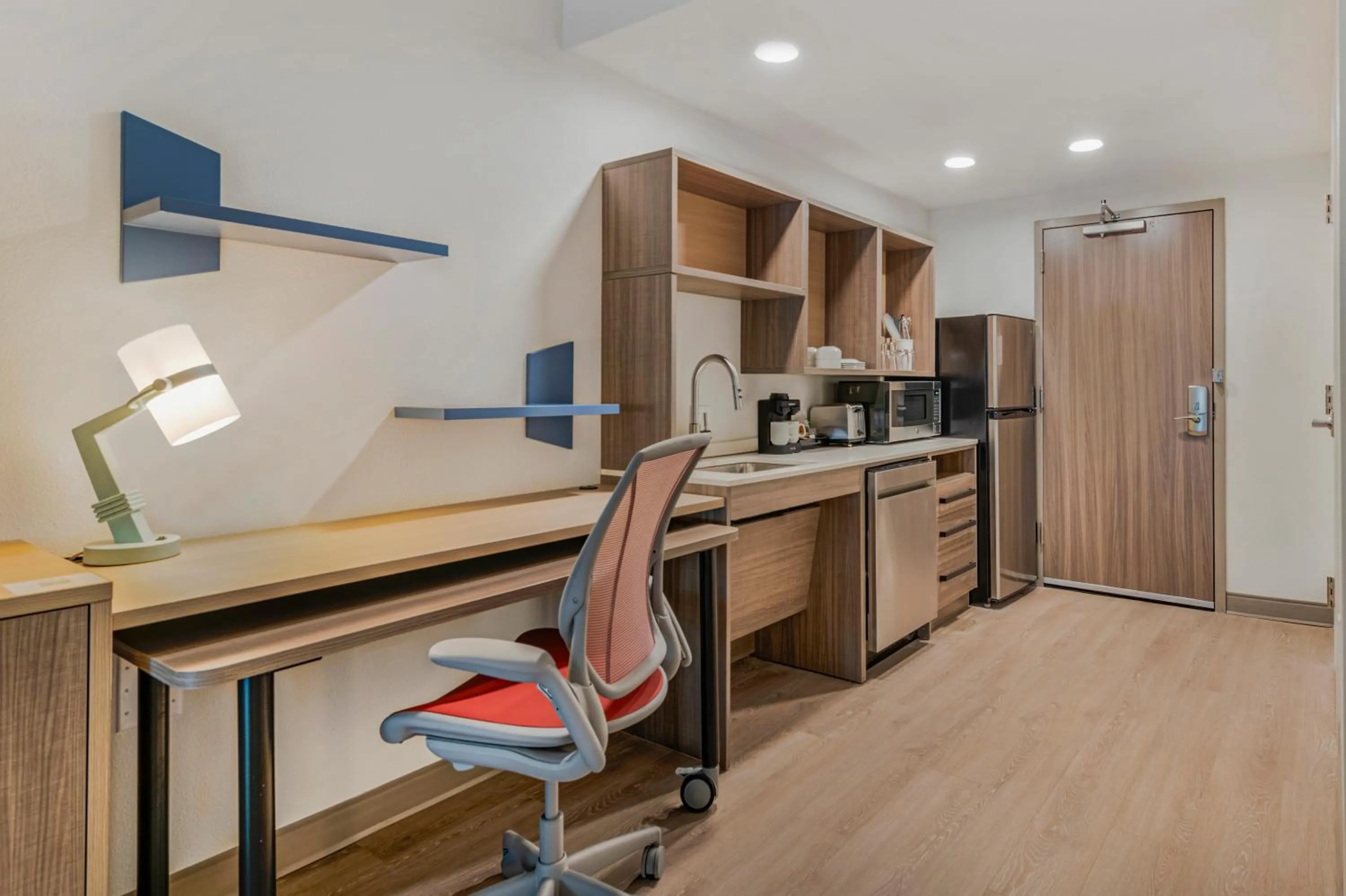 kitchen in Home2 Suites By Hilton Boone