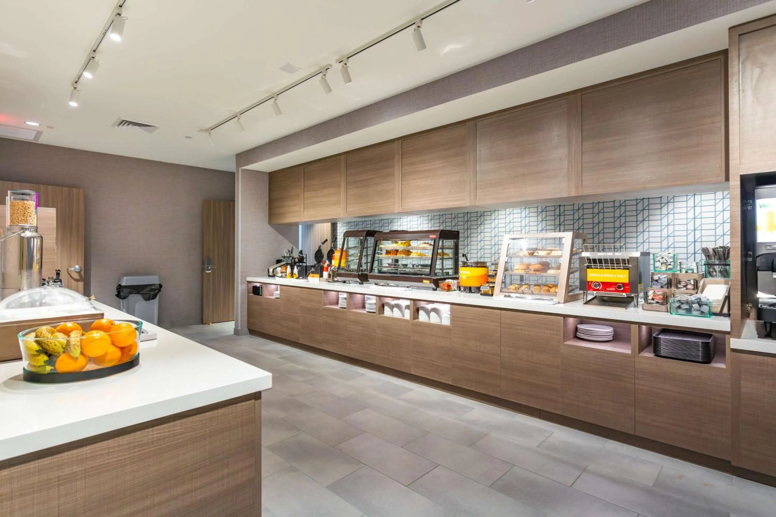 Breakfast in Home2 Suites By Hilton Boone