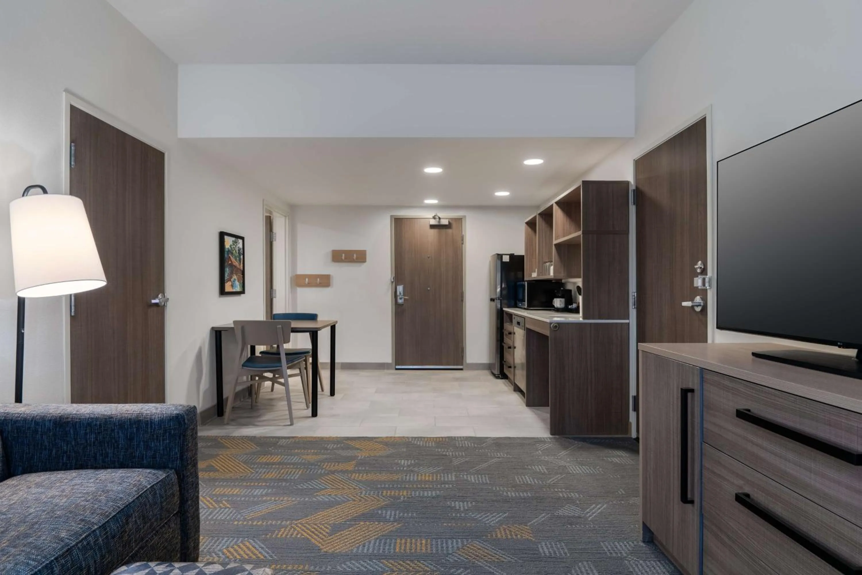 Kitchen or kitchenette in Home2 Suites By Hilton Troy, Al